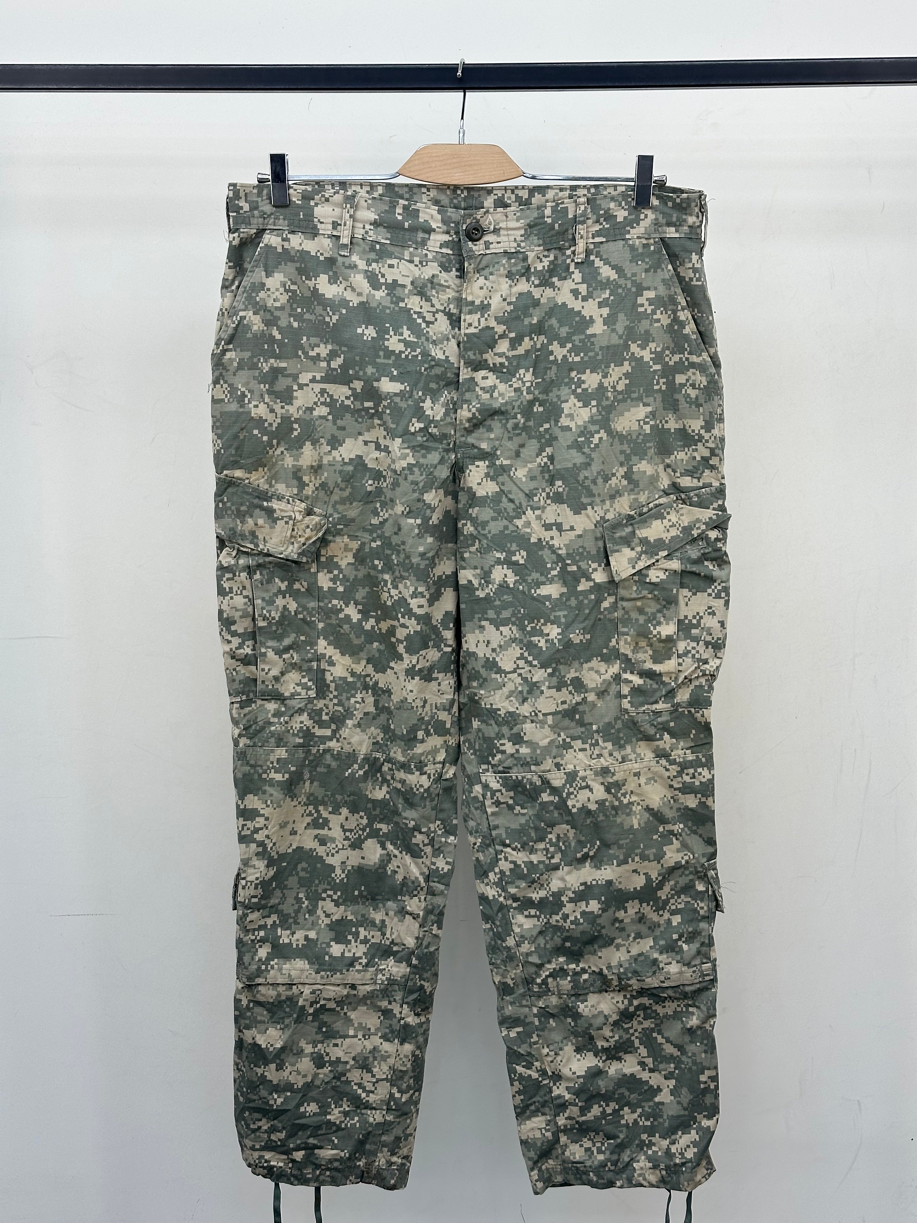 FIELD CARGO U.S ARMY VINTAGE TAGLIA: L