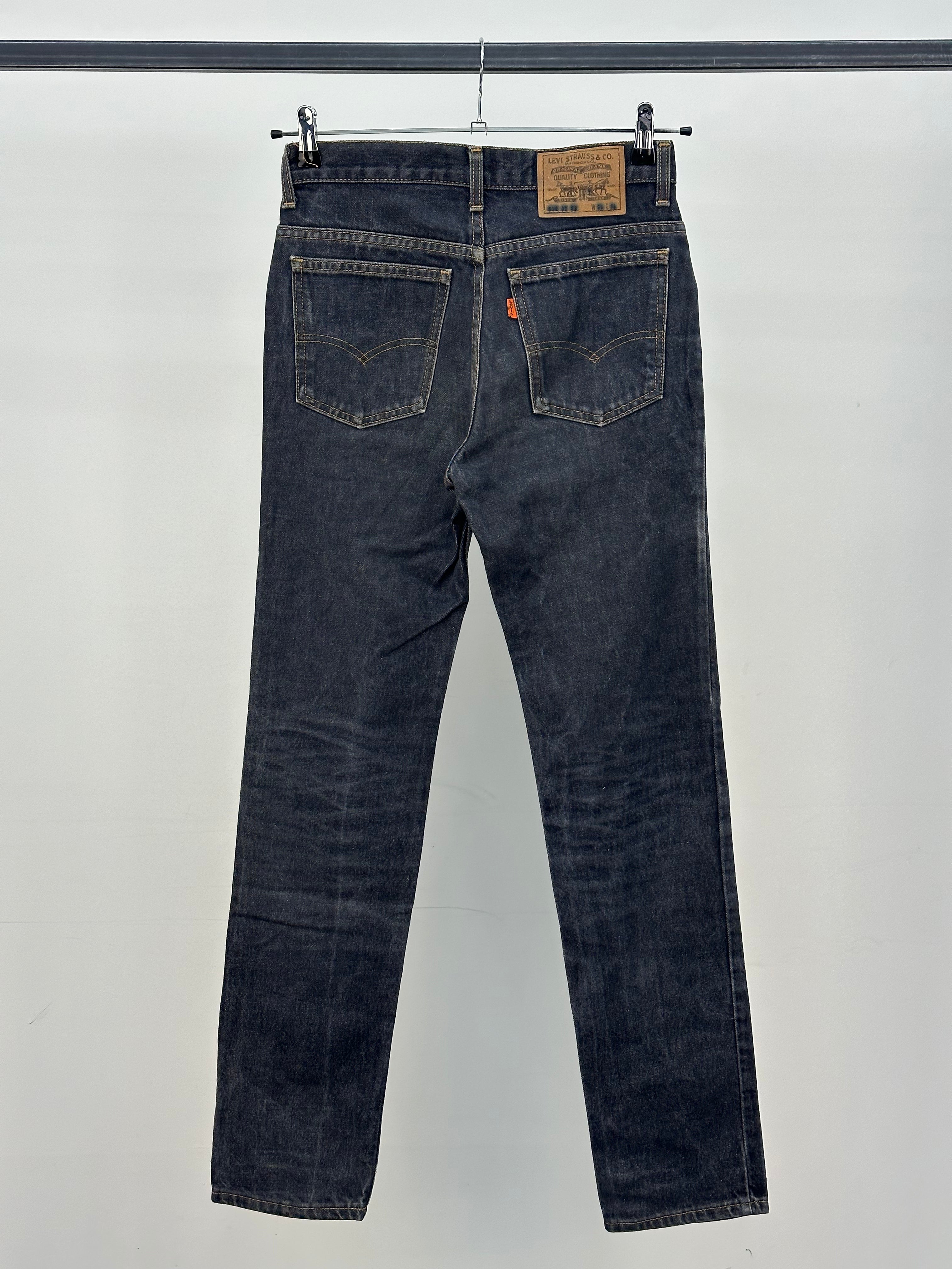 LEVI'S ORANGE TAB SLIM FIT SIZE: 44 ITA = W30 L34