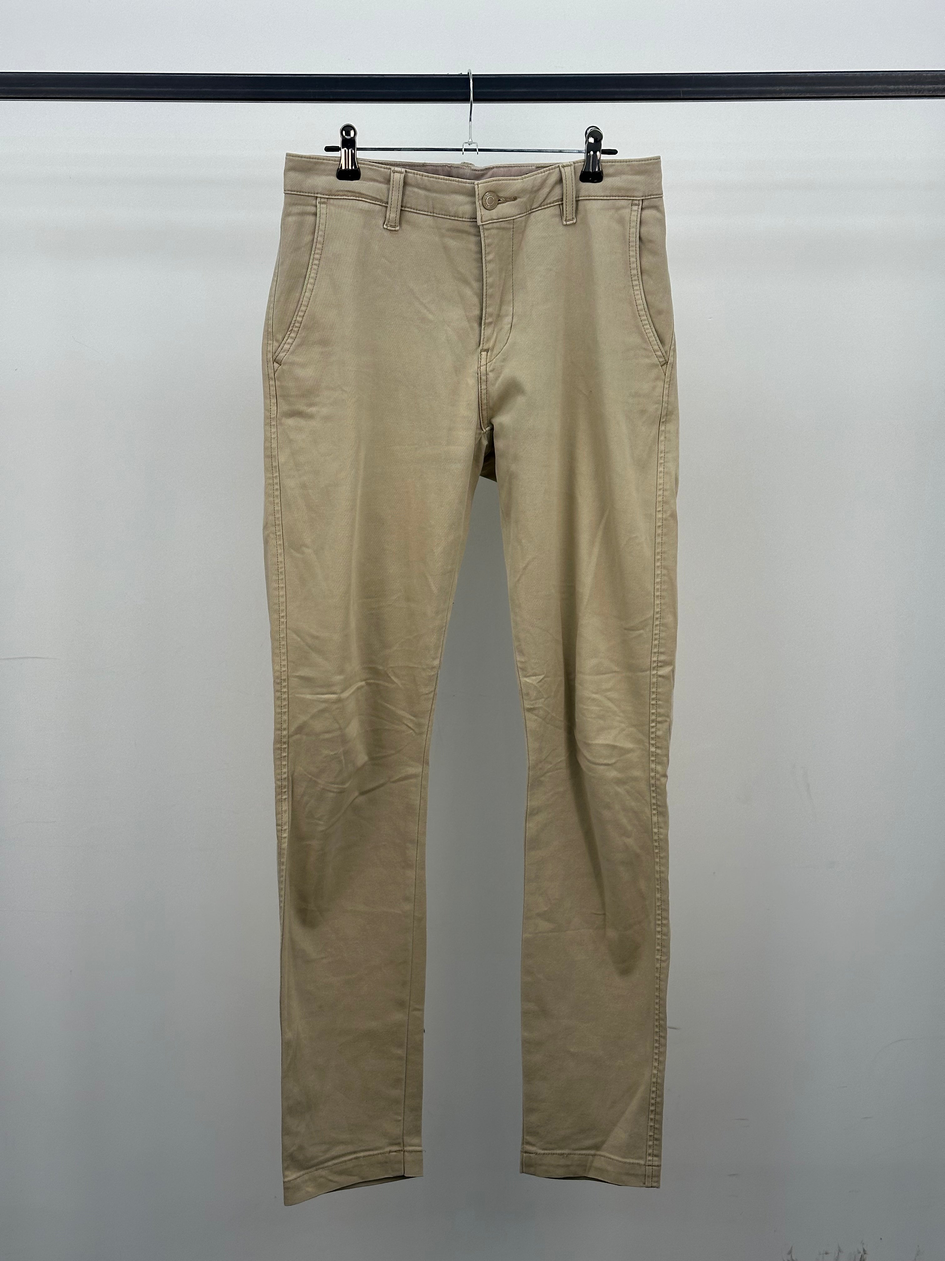 LEVI'S SLIM TAPER TAGLIA 44 ITA = W30 L34