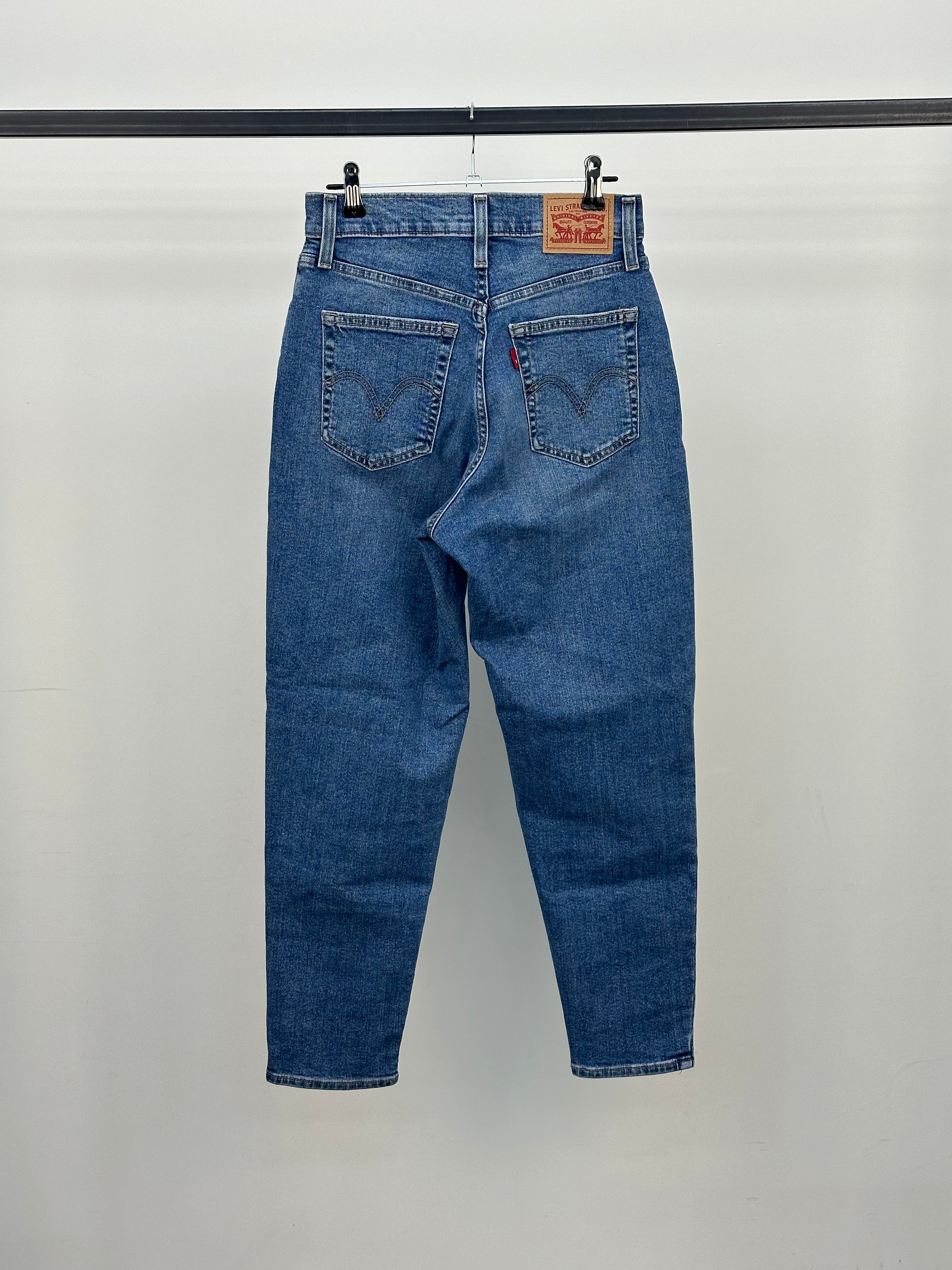 LEVI'S HIGH WAISTED MOM JEAN TAGLIA: 39 ITA = W25 L32