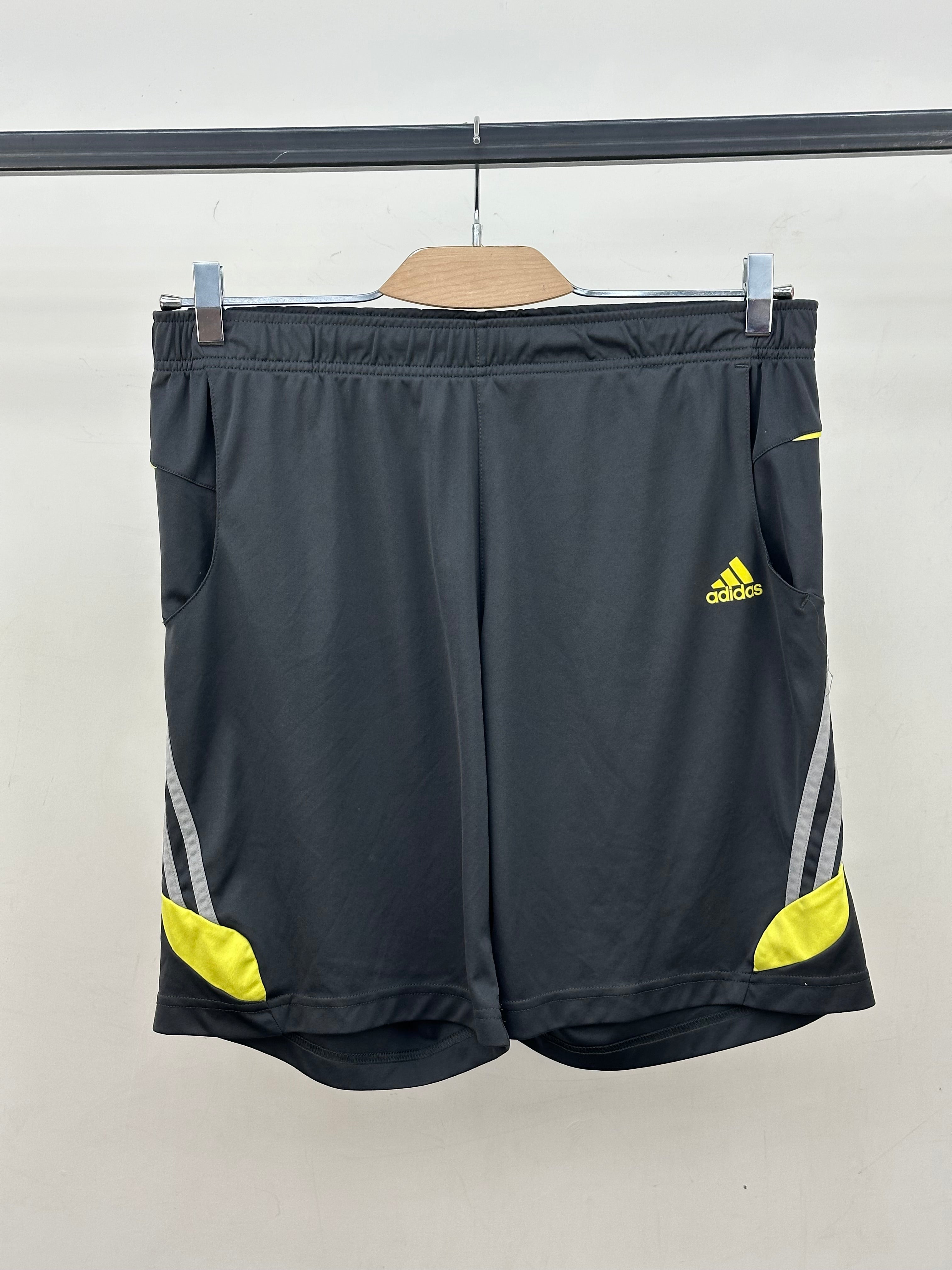 ADIDAS SHORT TAGLIA: M