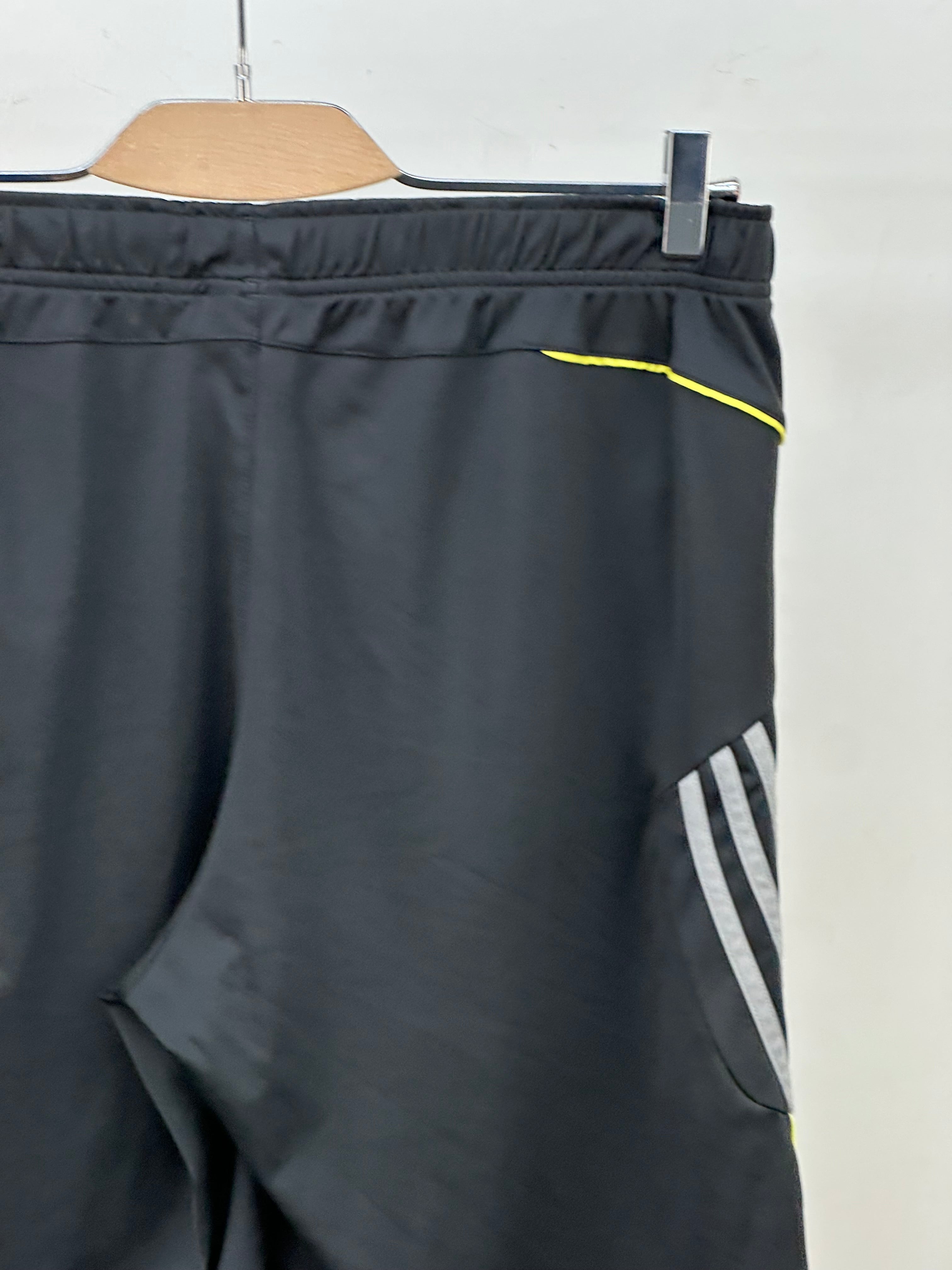 ADIDAS SHORT TAGLIA: M