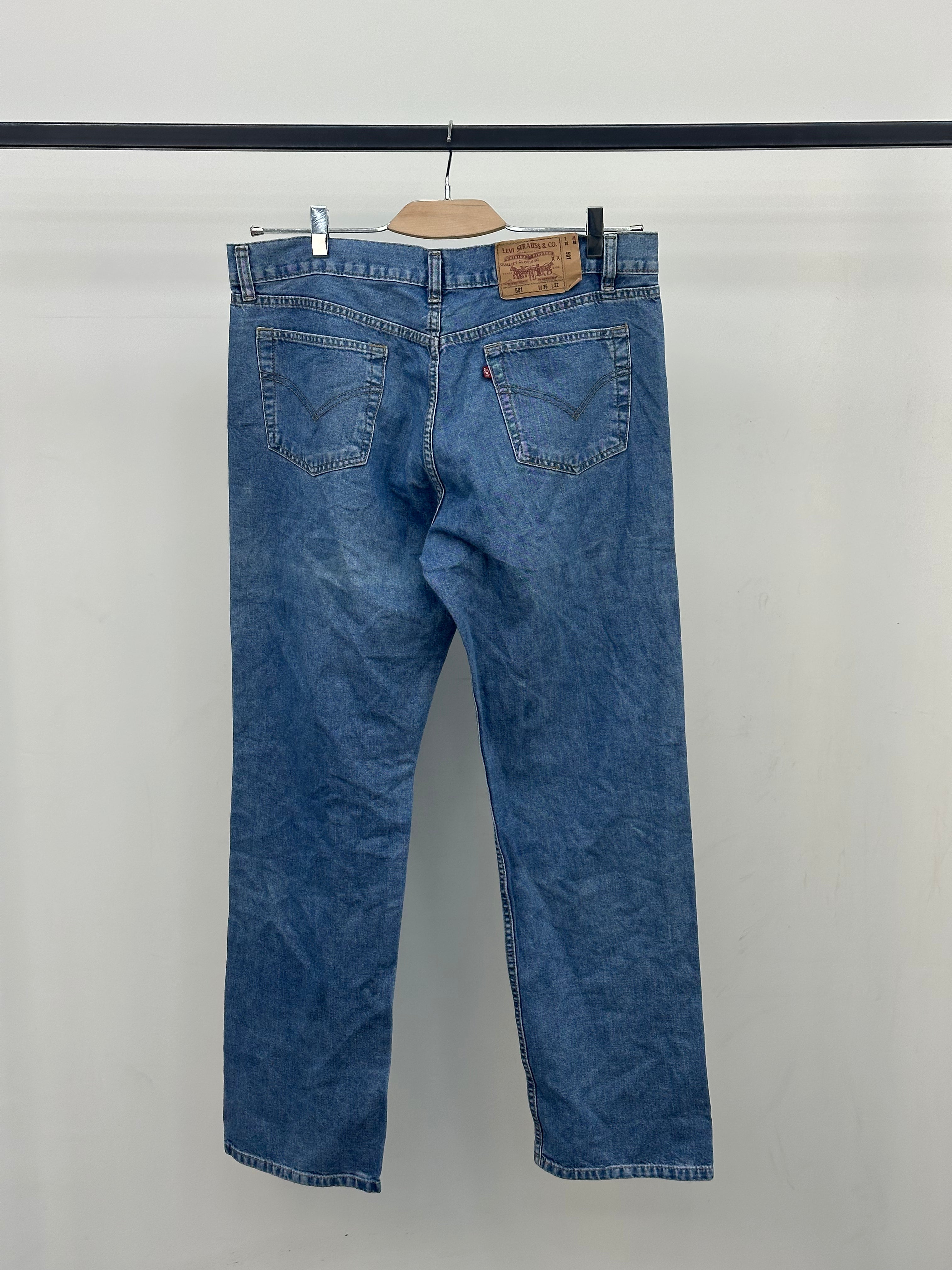 LEVI'S 501 TAGLIA: 50 ITA = W36 L32