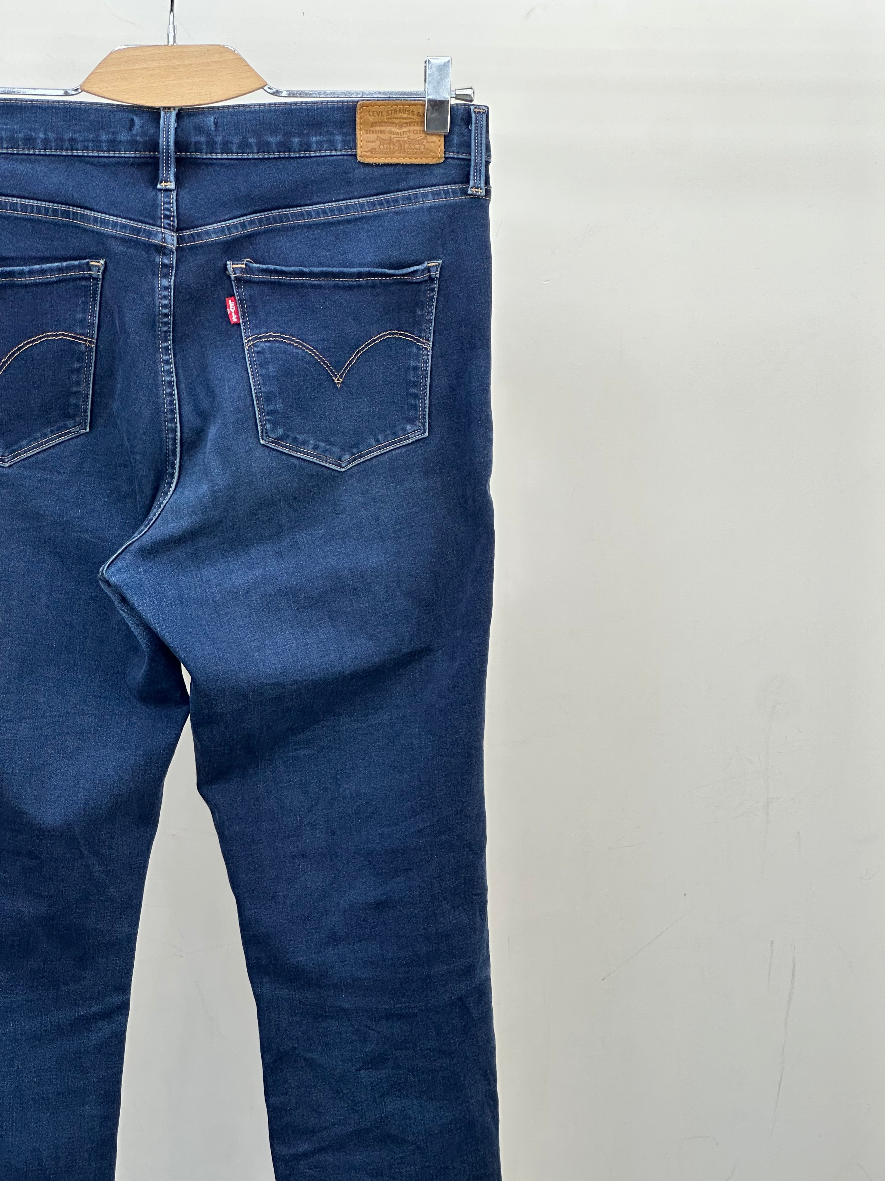 LEVI'S 312 SHAPING SLIM FIT TAGLIA: 44 ITA = W30 L32