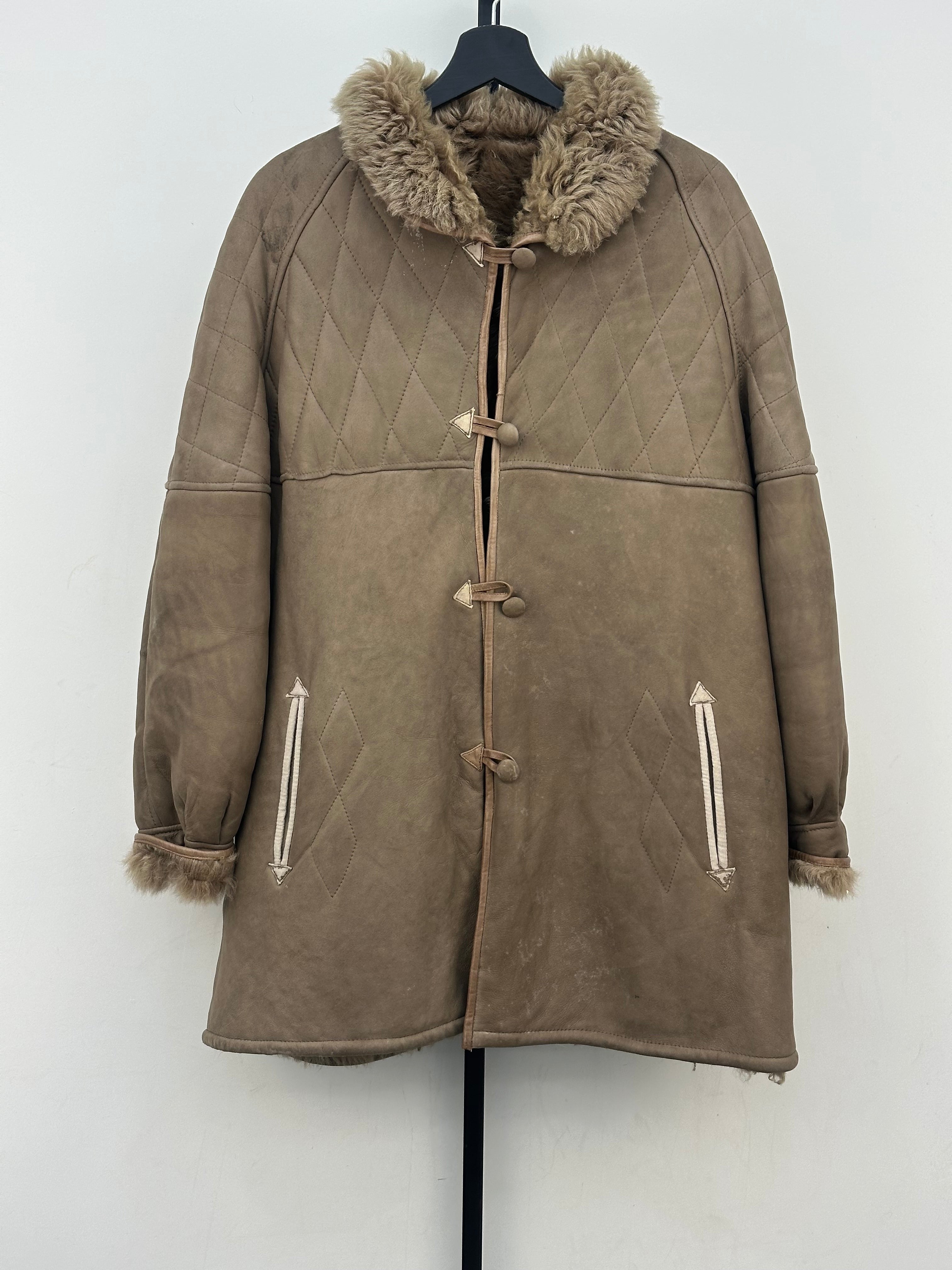 MONTONE SHEARLING TAGLIA: 48