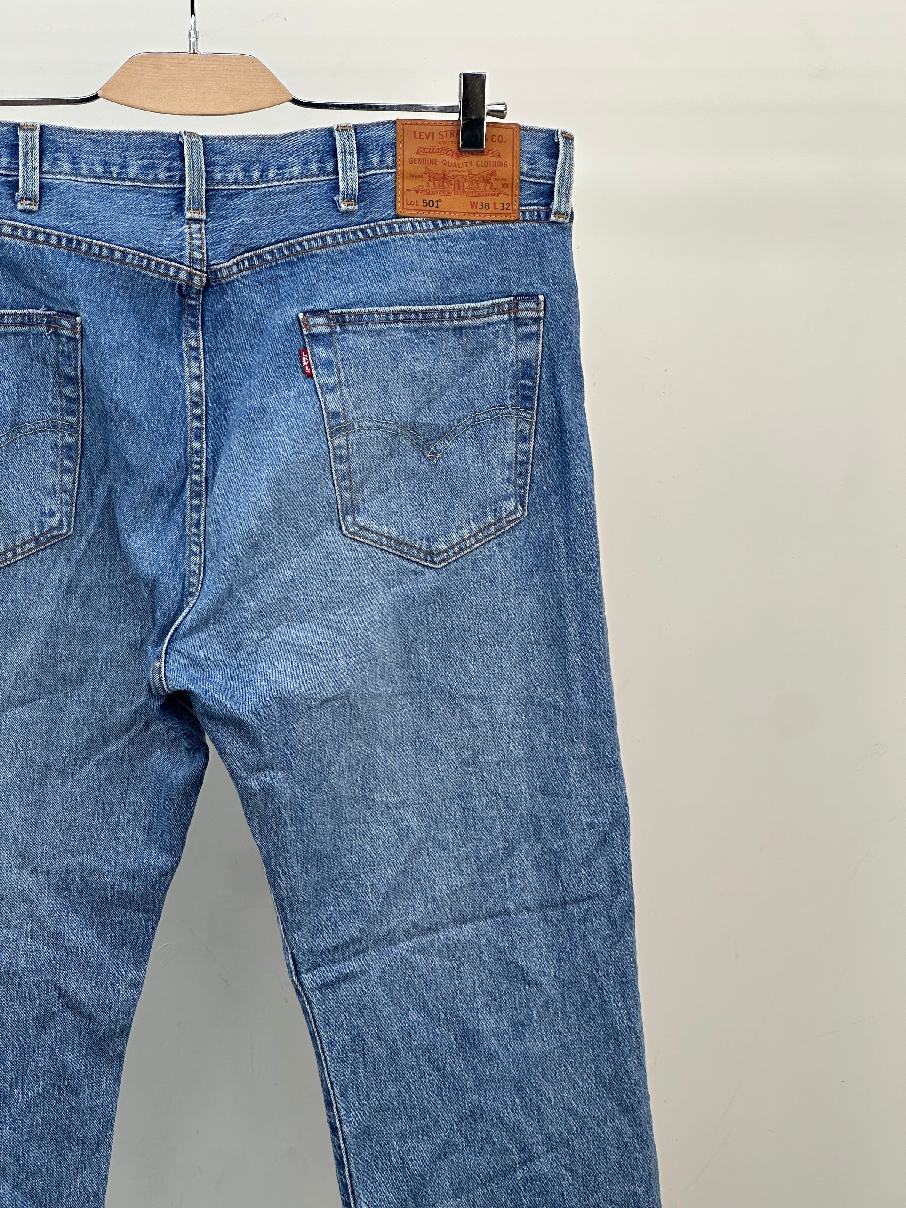 LEVI'S 501 REGULAR FIT TAGLIA: 52 ITA = W38 L32