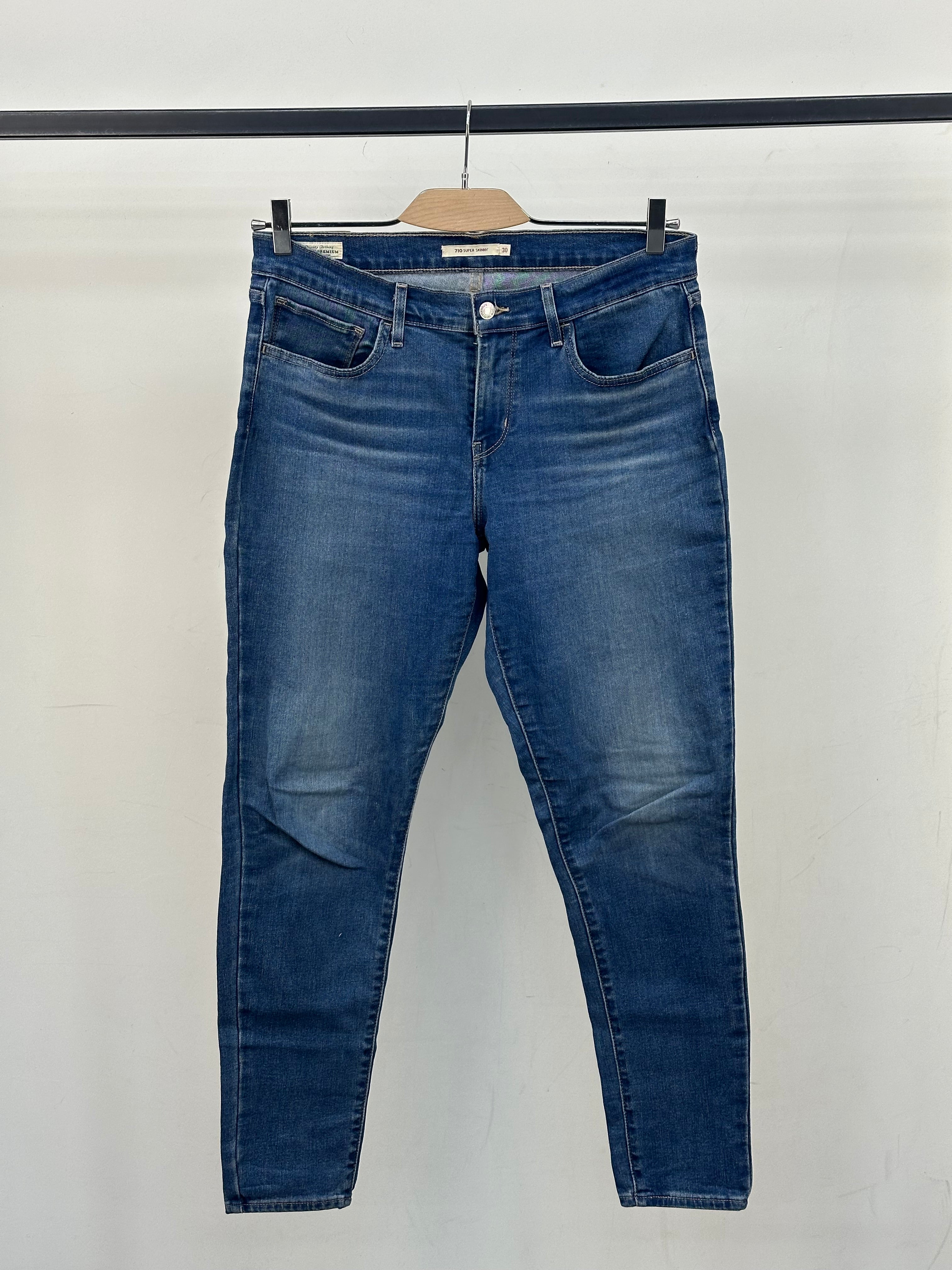 LEVI'S 710 SUPER SKINNY TAGLIA: 44 ITA = W30 L30