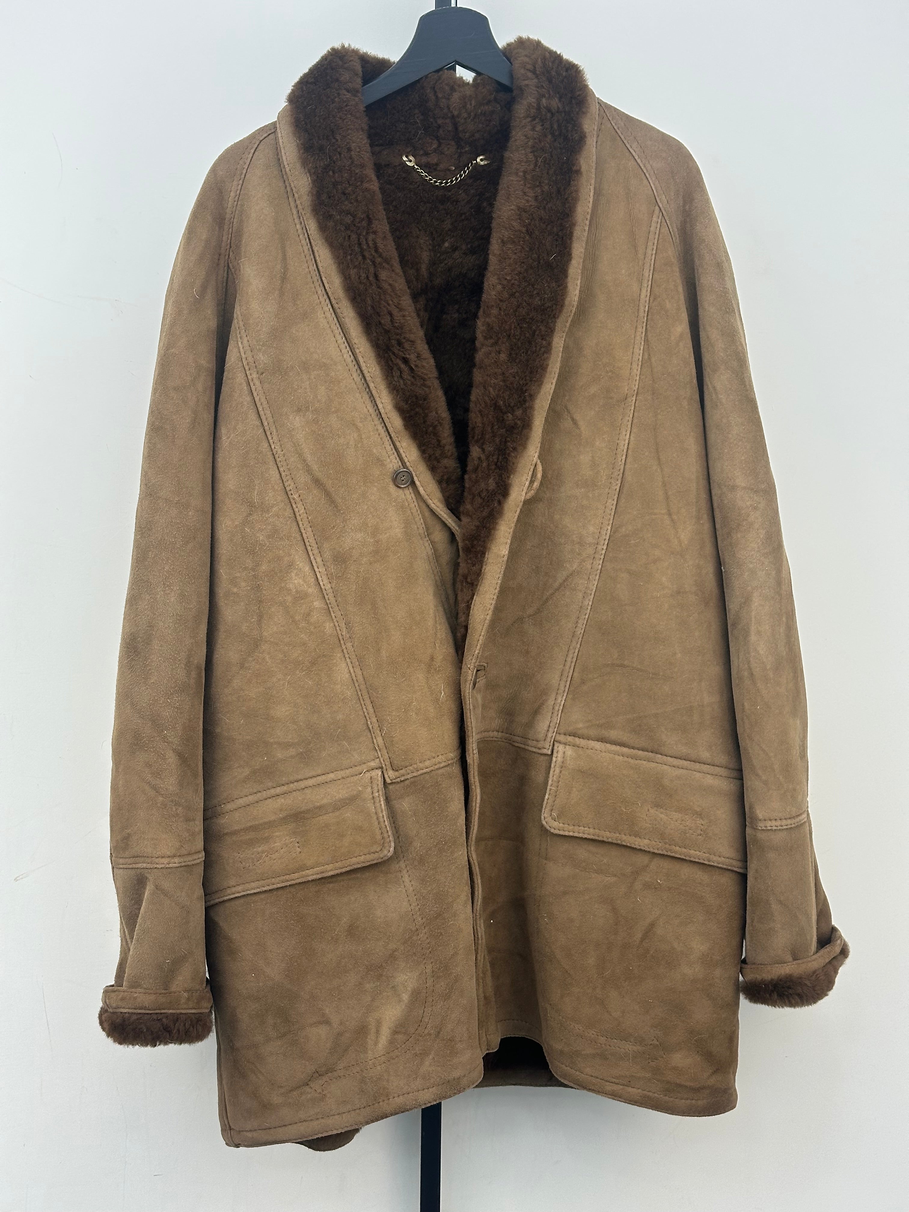 MONTONE SHEARLING TAGLIA: 56
