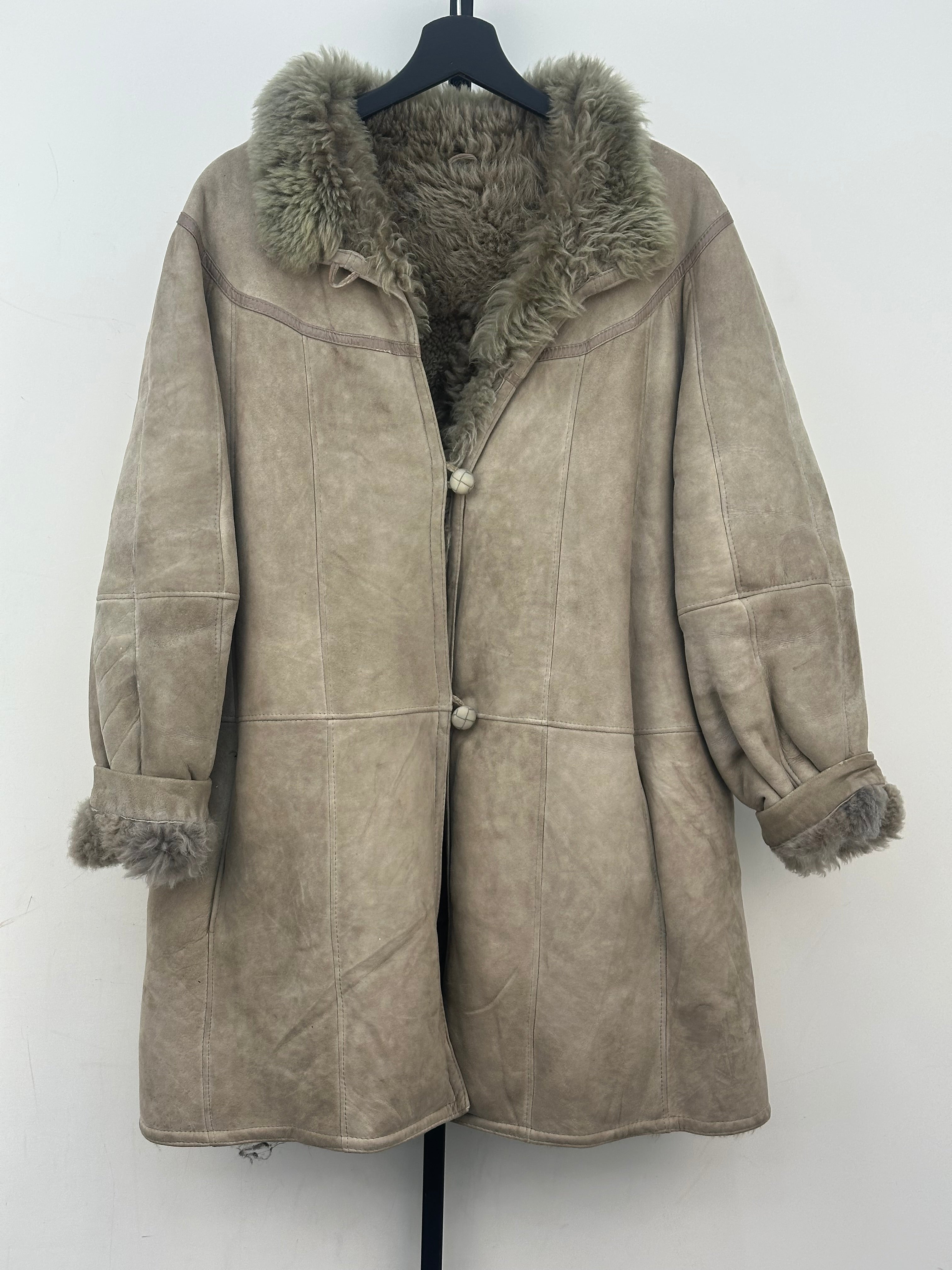 MONTONE SHEARLING TAGLIA: 48