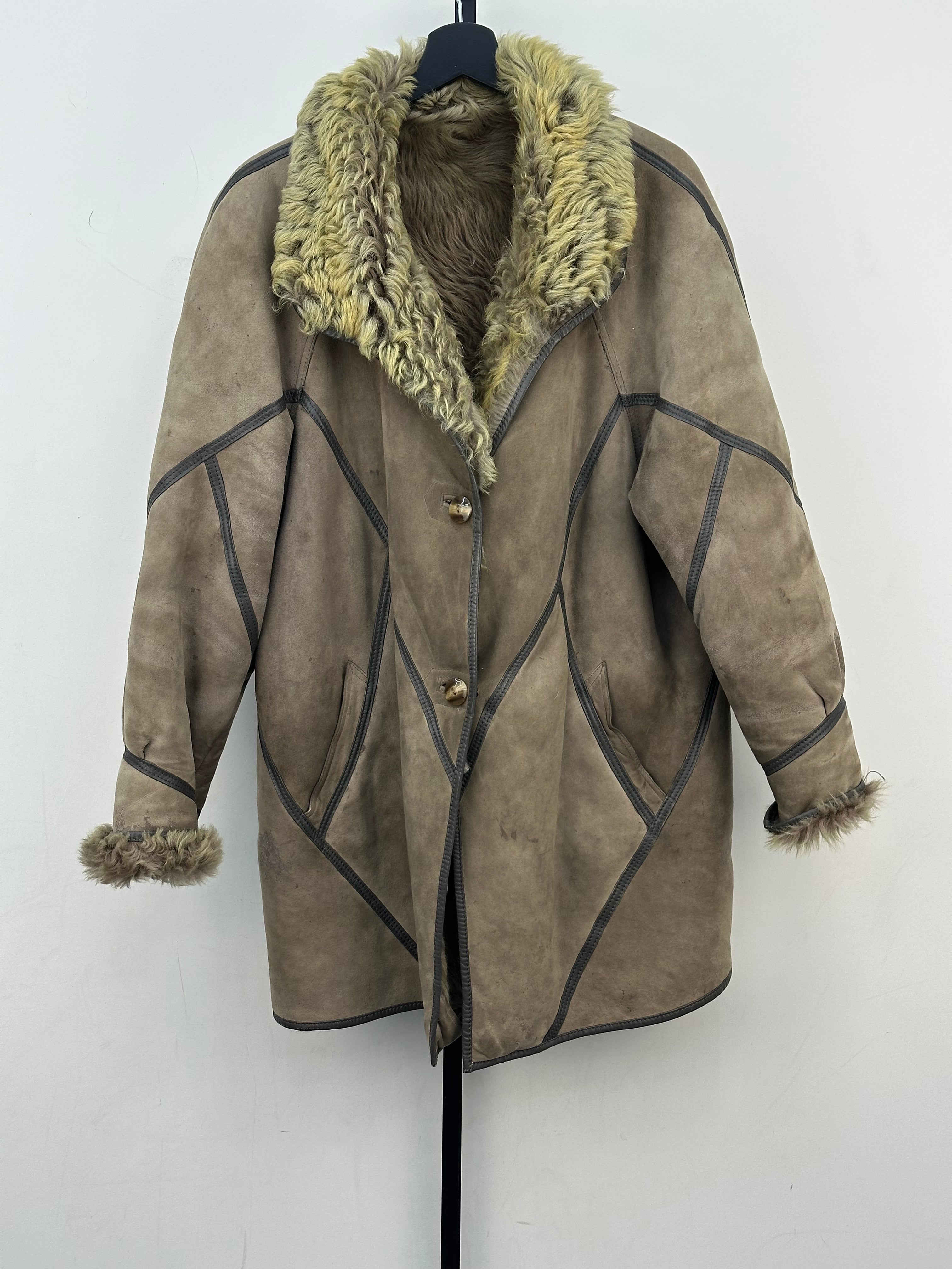 MONTONE SHEARLING TAGLIA: 48