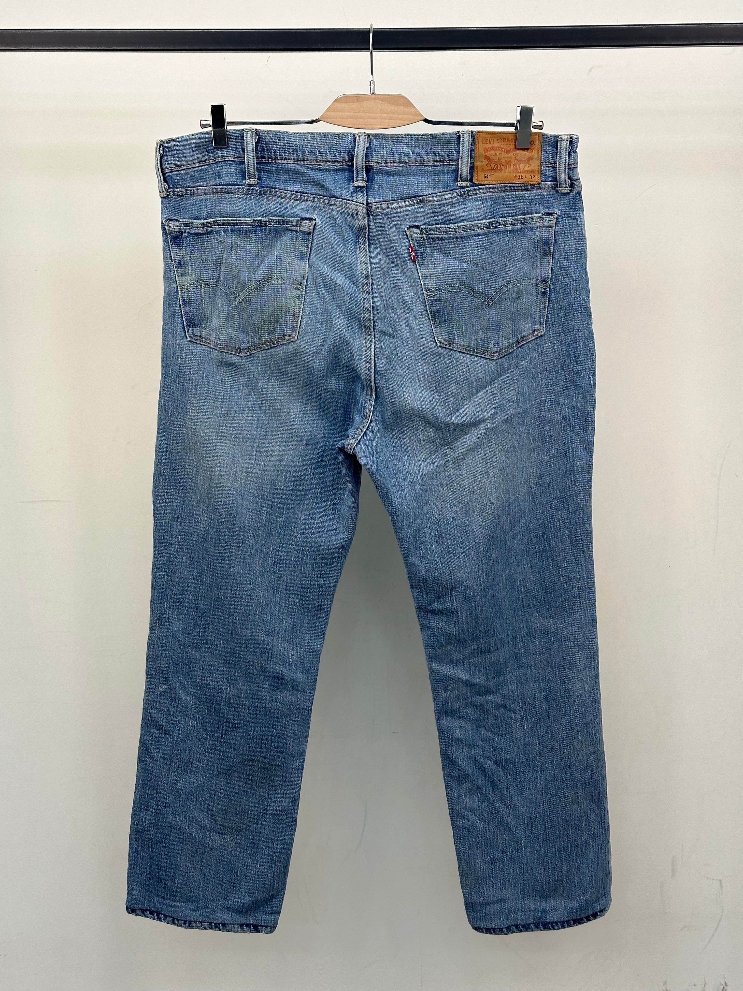 LEVI'S 541 STANDARD FIT TAGLIA: 52 ITA = W38 L32