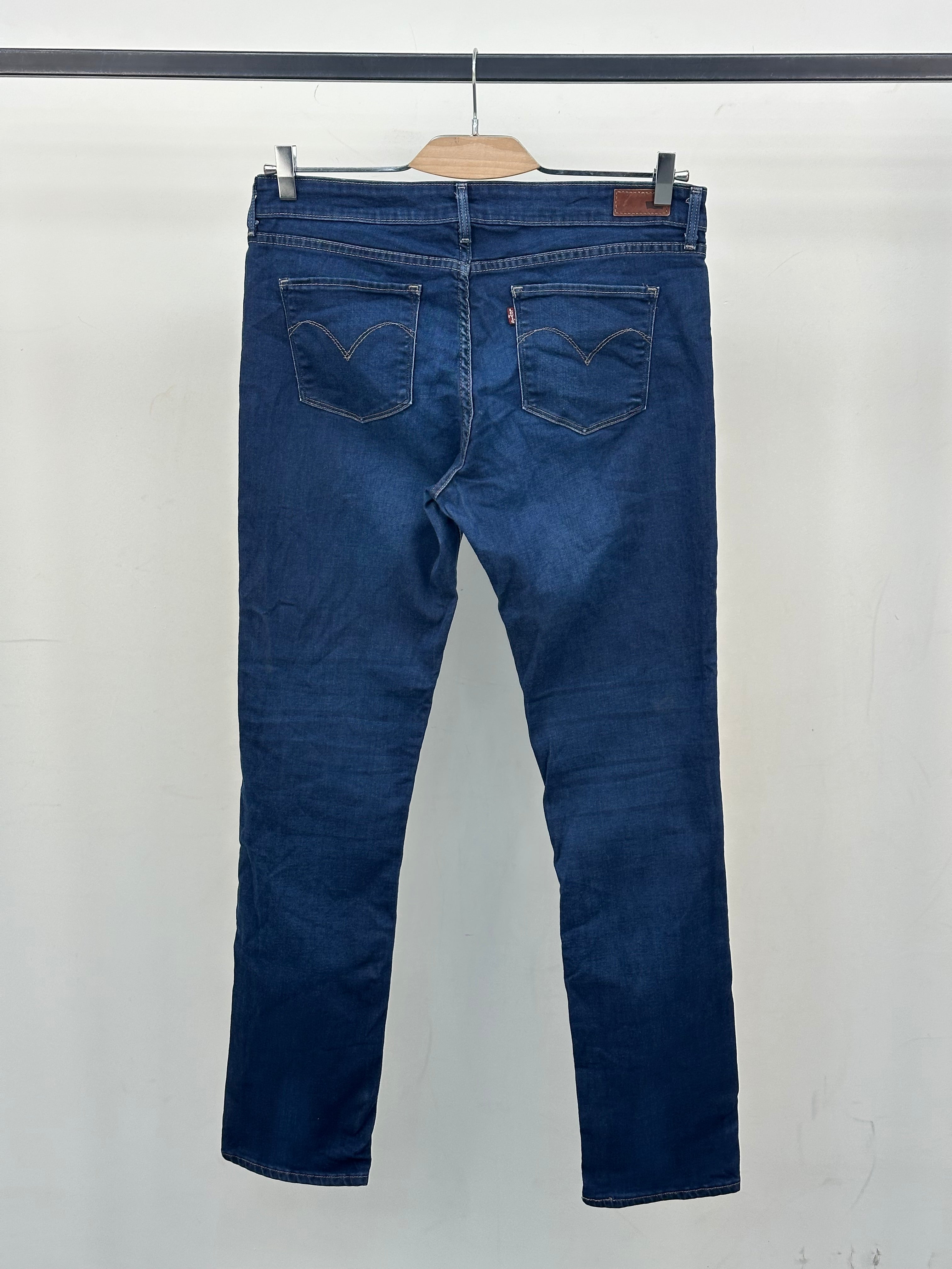 LEVI'S SLIGHT CURVE TAGLIA: 46 ITA = W32 L32