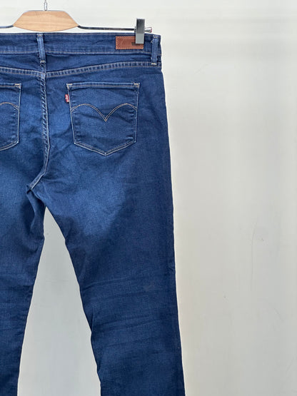 LEVI'S SLIGHT CURVE TAGLIA: 46 ITA = W32 L32