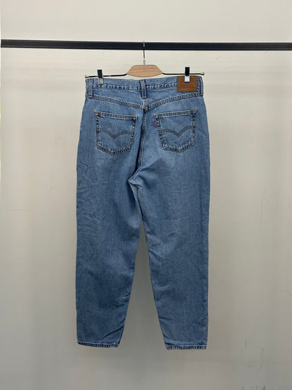 LEVI'S 80'S MOM JEAN TAGLIA: 45 ITA = W31 L32