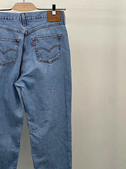 LEVI'S 80'S MOM JEAN TAGLIA: 45 ITA = W31 L32