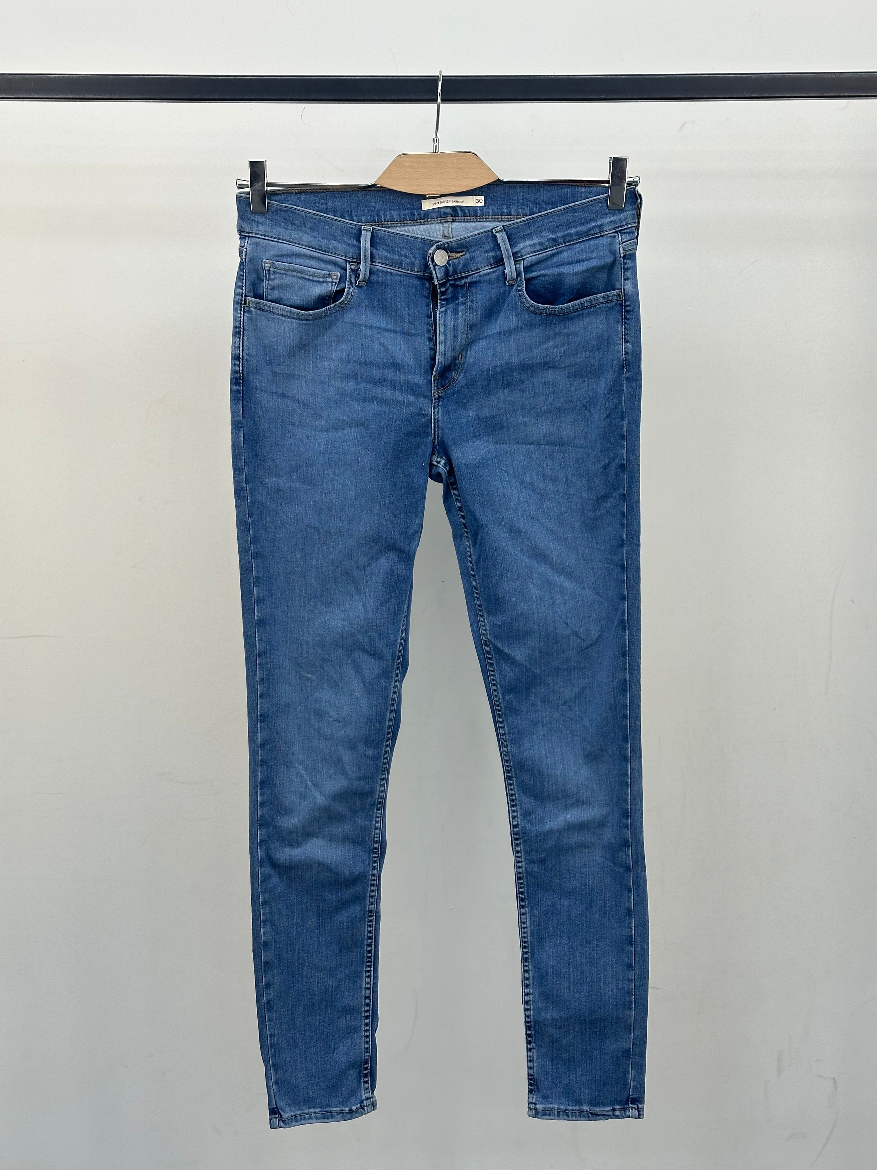 LEVI'S 710 SUPER SKINNY TAGLIA: 44 ITA = W30 L30