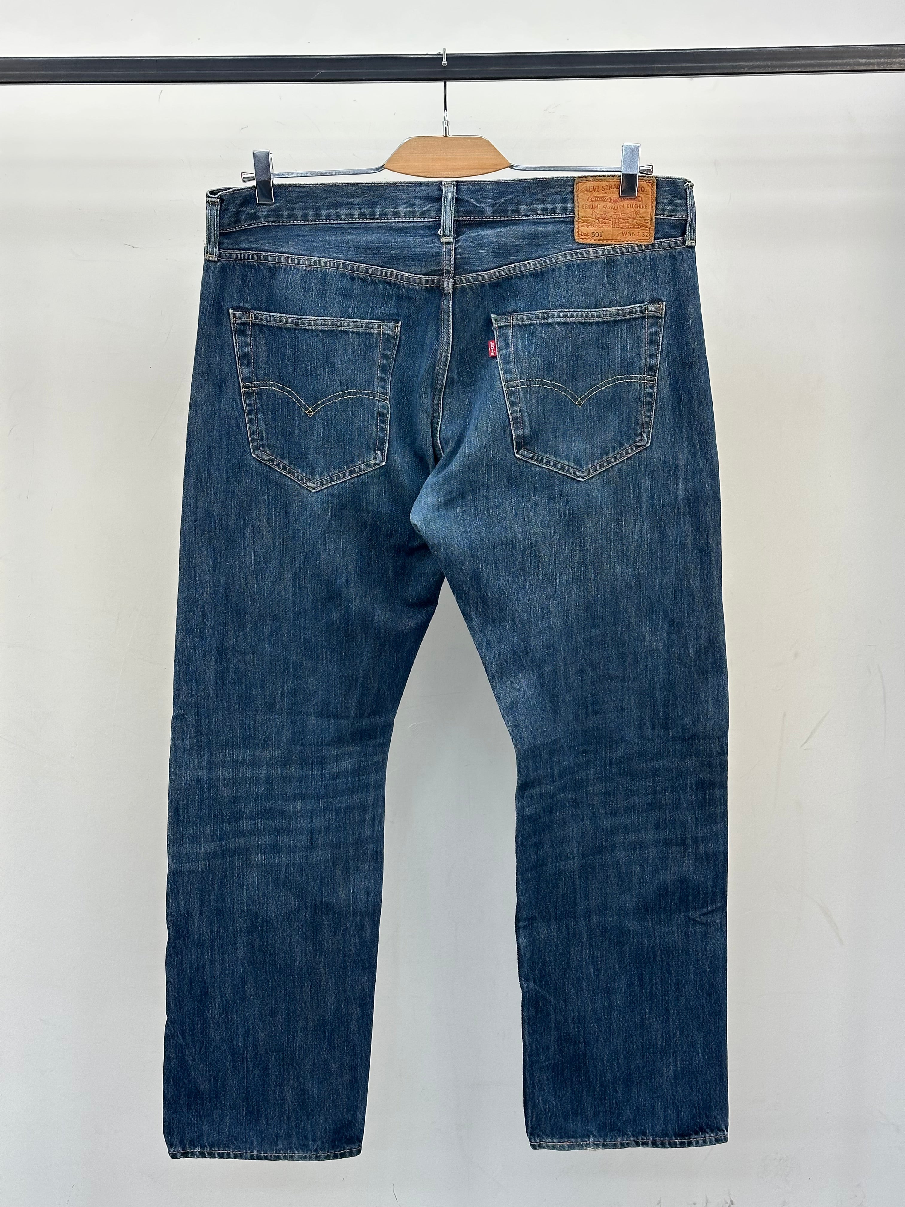 LEVI'S 501 REGULAR FIT TAGLIA: 50 ITA = W36 L32
