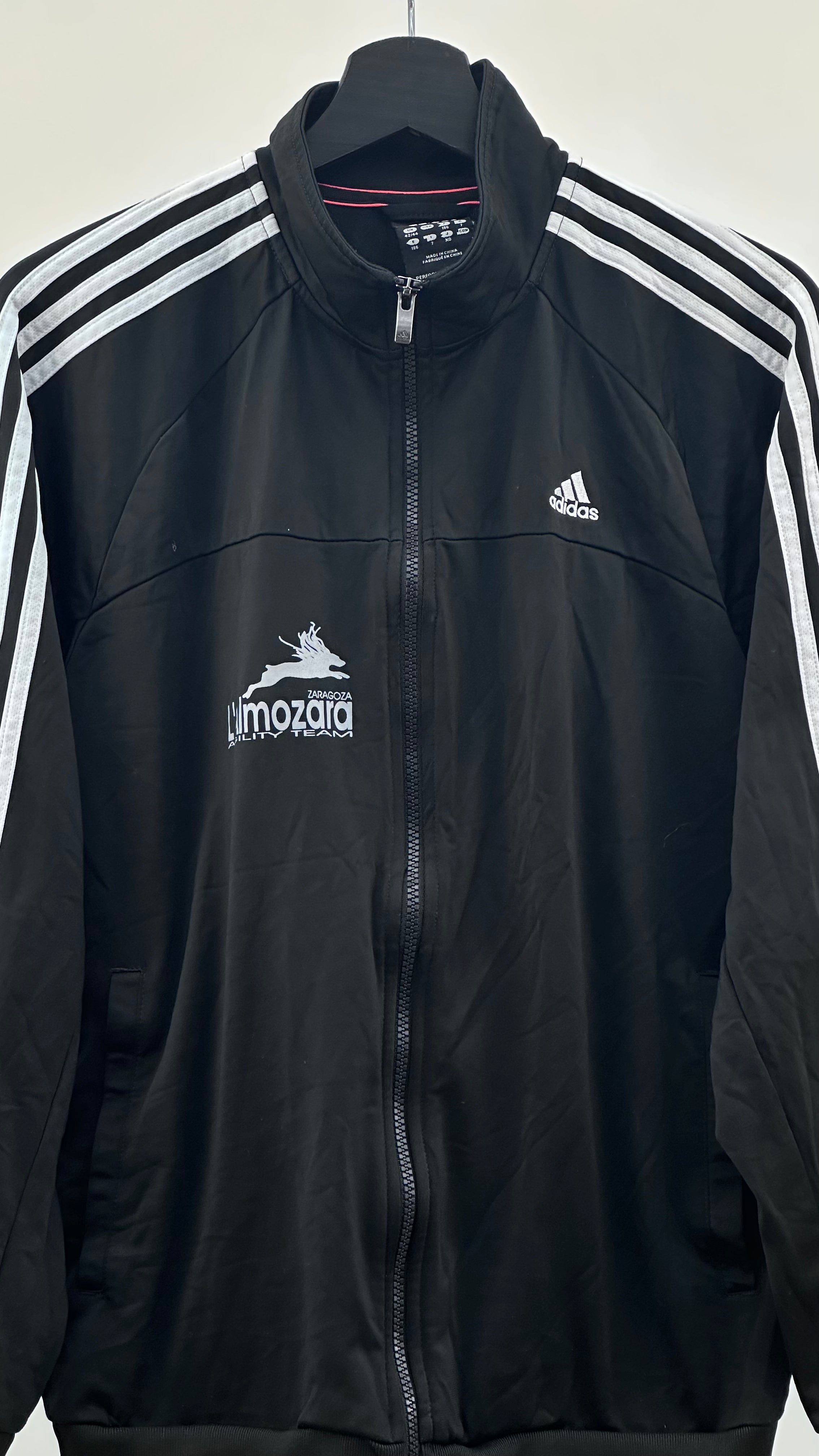 ADIDAS SWEATSHIRT SIZE: M