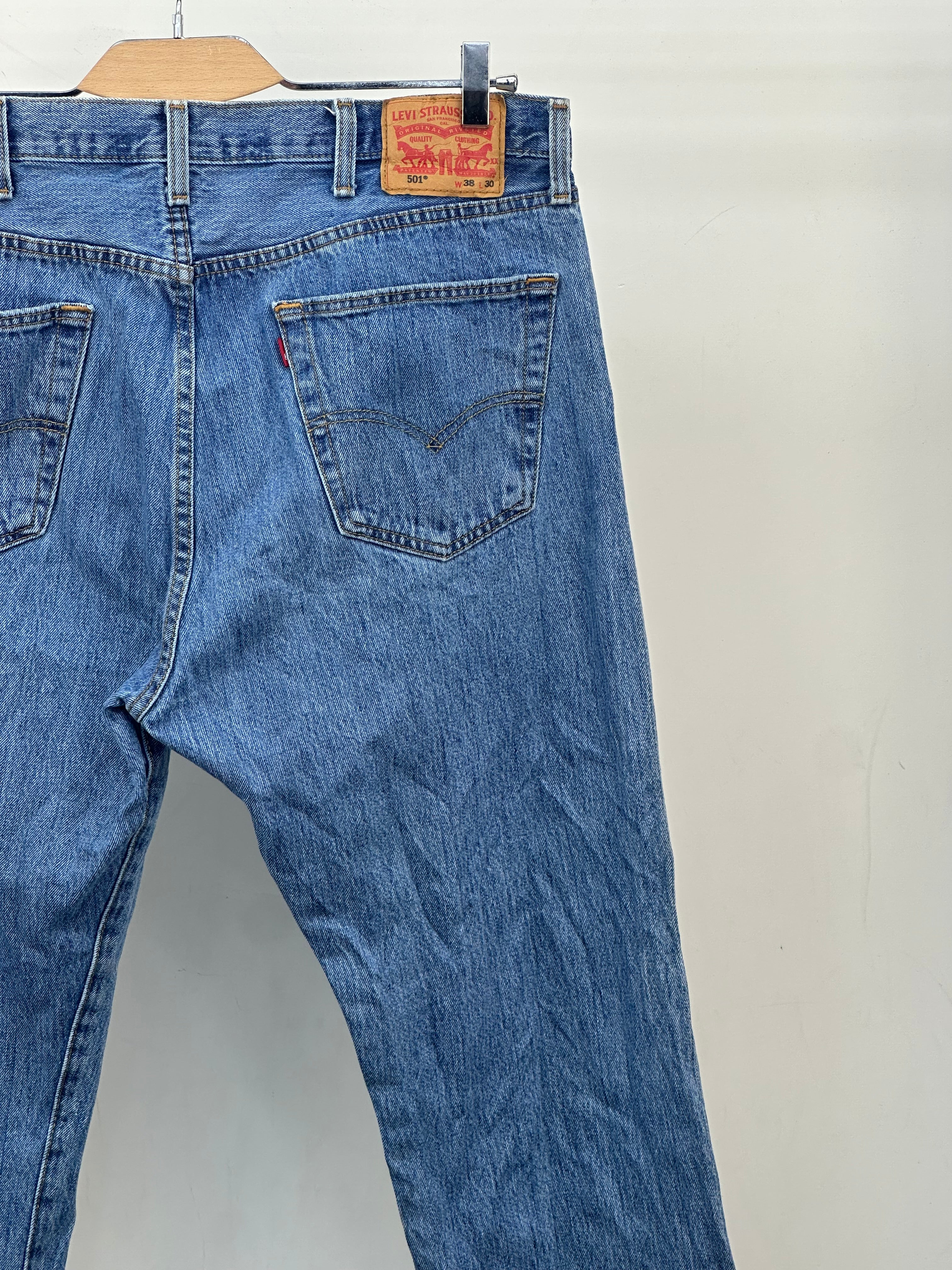 LEVI'S 501 REGULAR FIT TAGLIA: 52 ITA = W38 L30