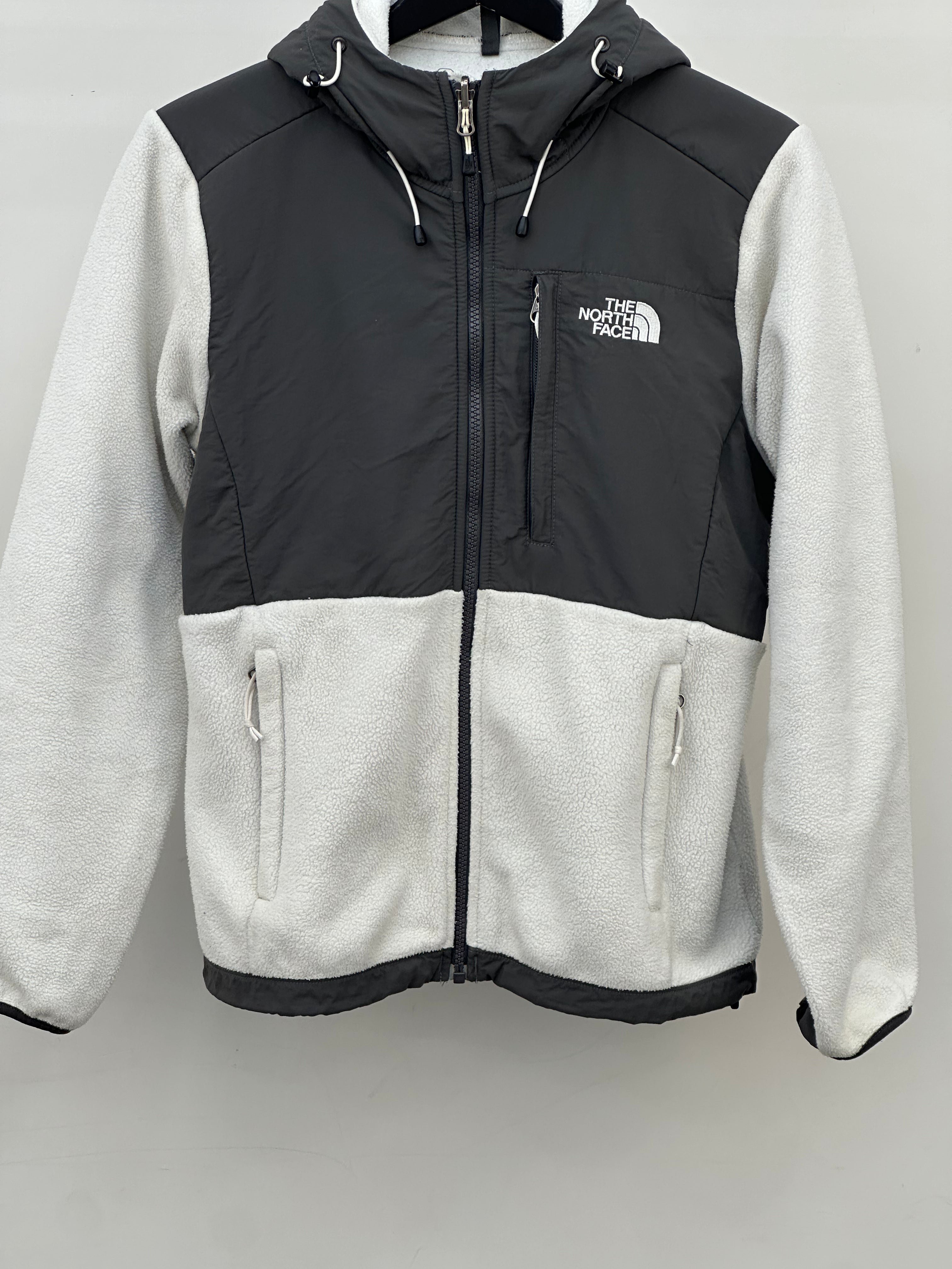 THE NORTH FACE SWEATSHIRT