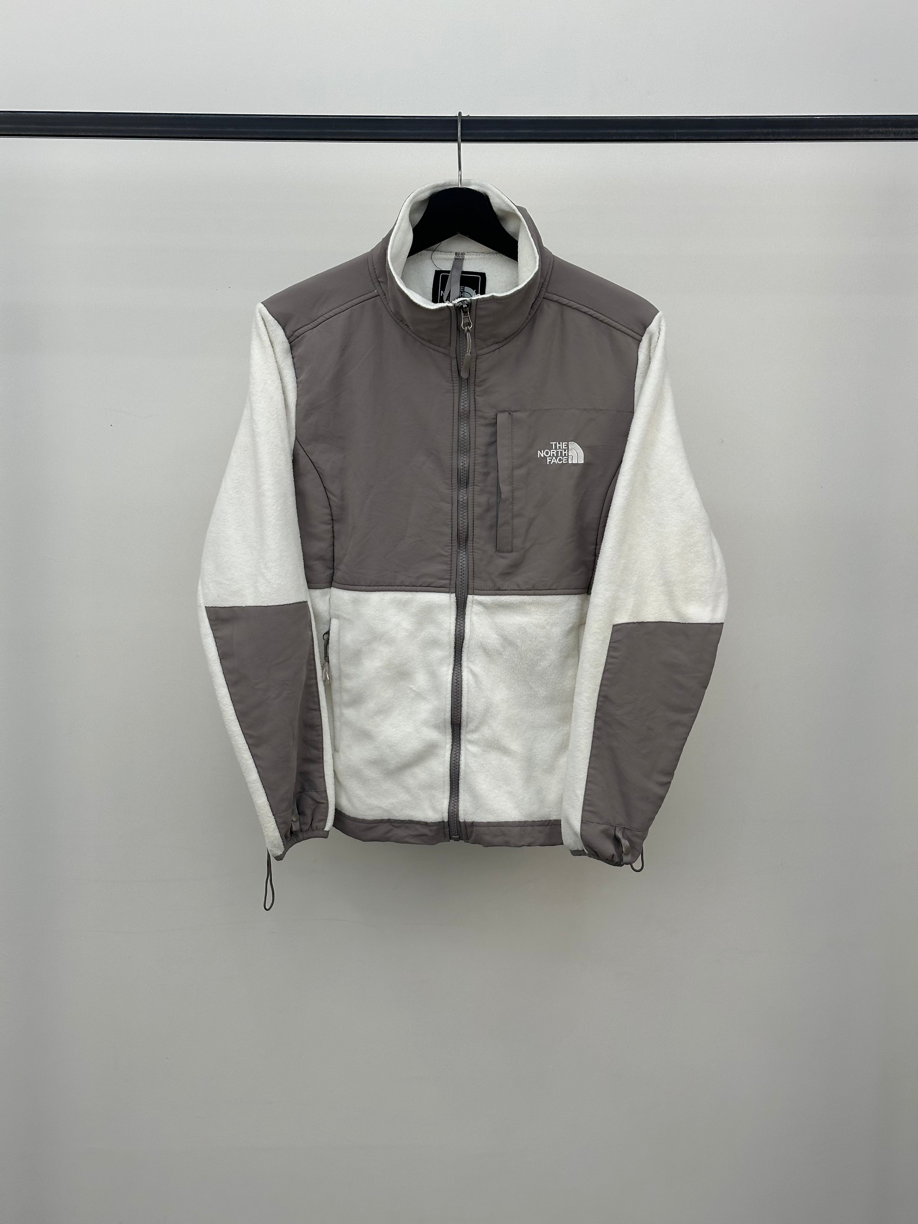 THE NORTH FACE SWEATSHIRT