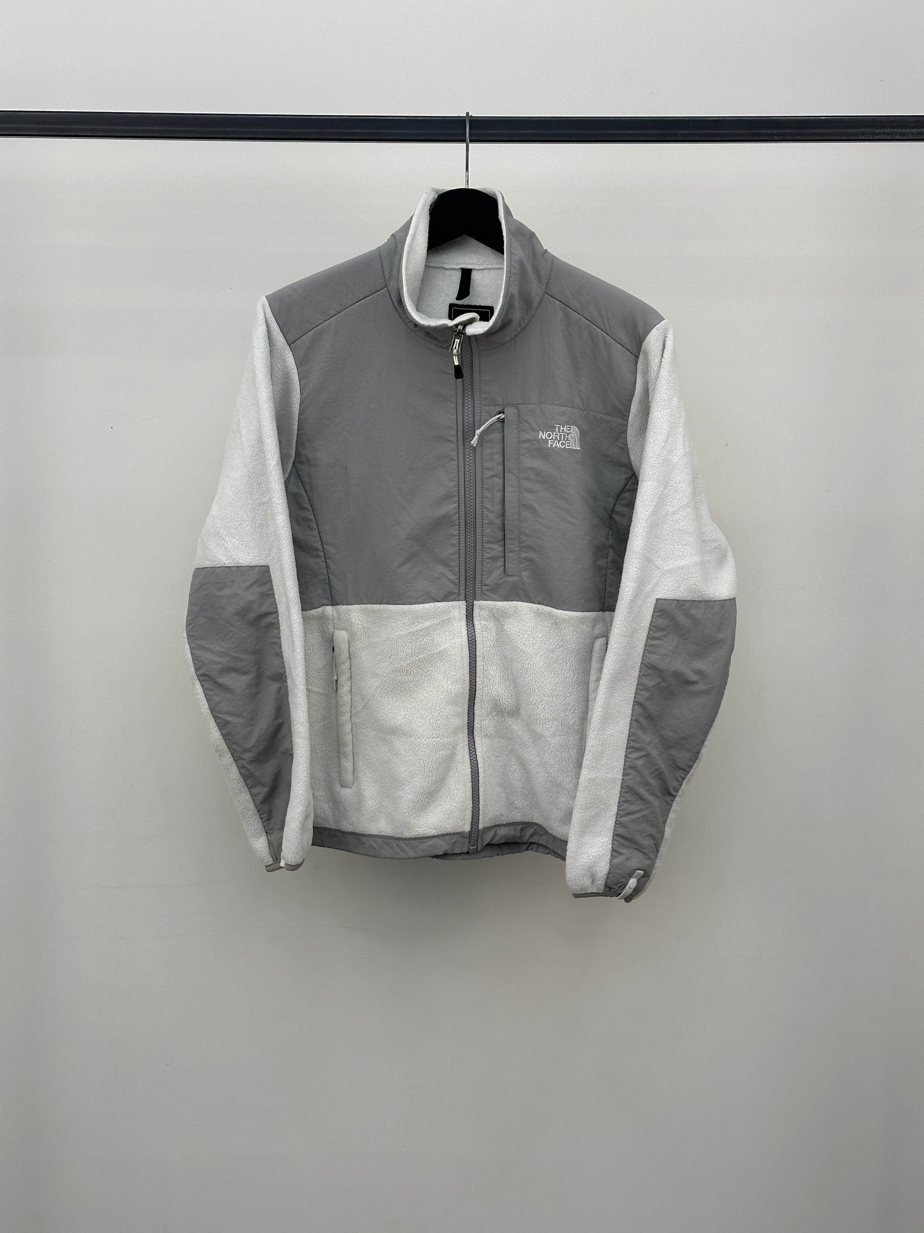 THE NORTH FACE SWEATSHIRT