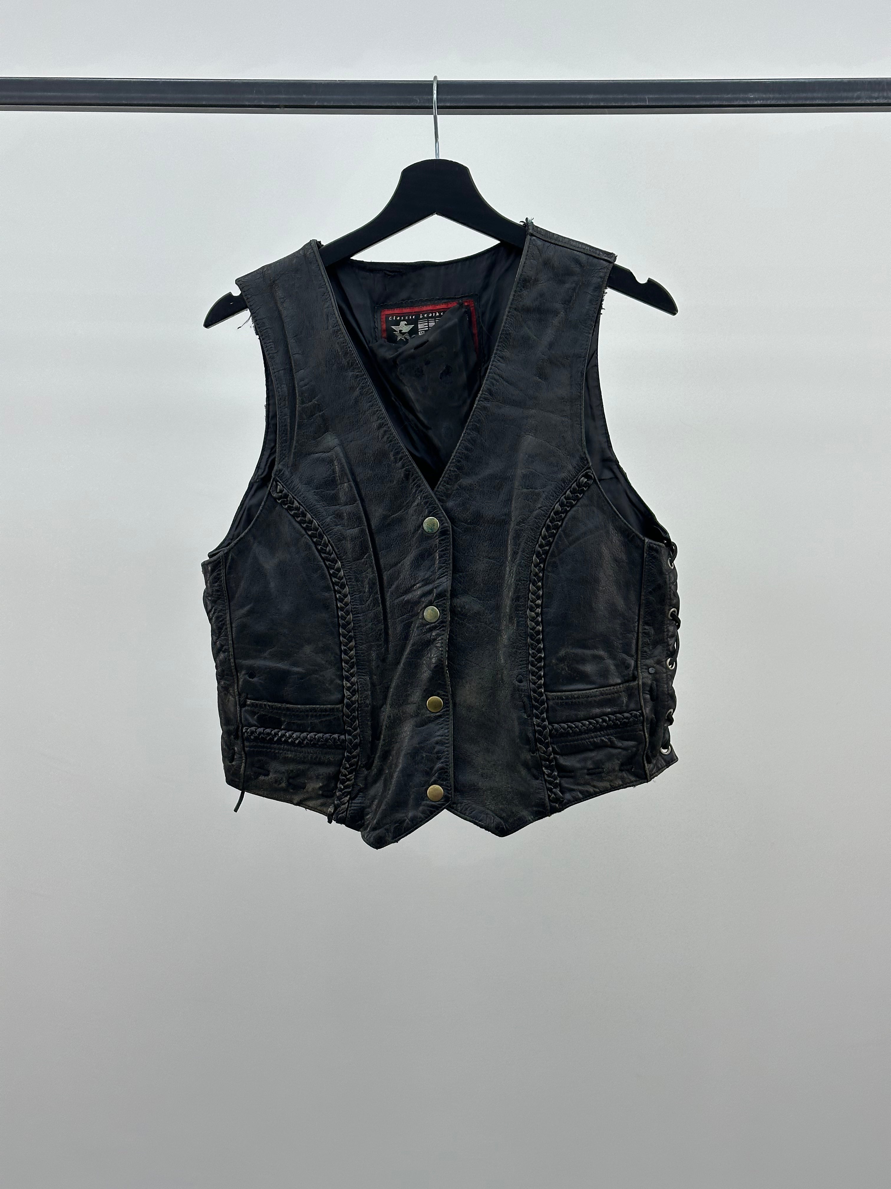 WOMEN'S GENUINE LEATHER VEST SIZE: L