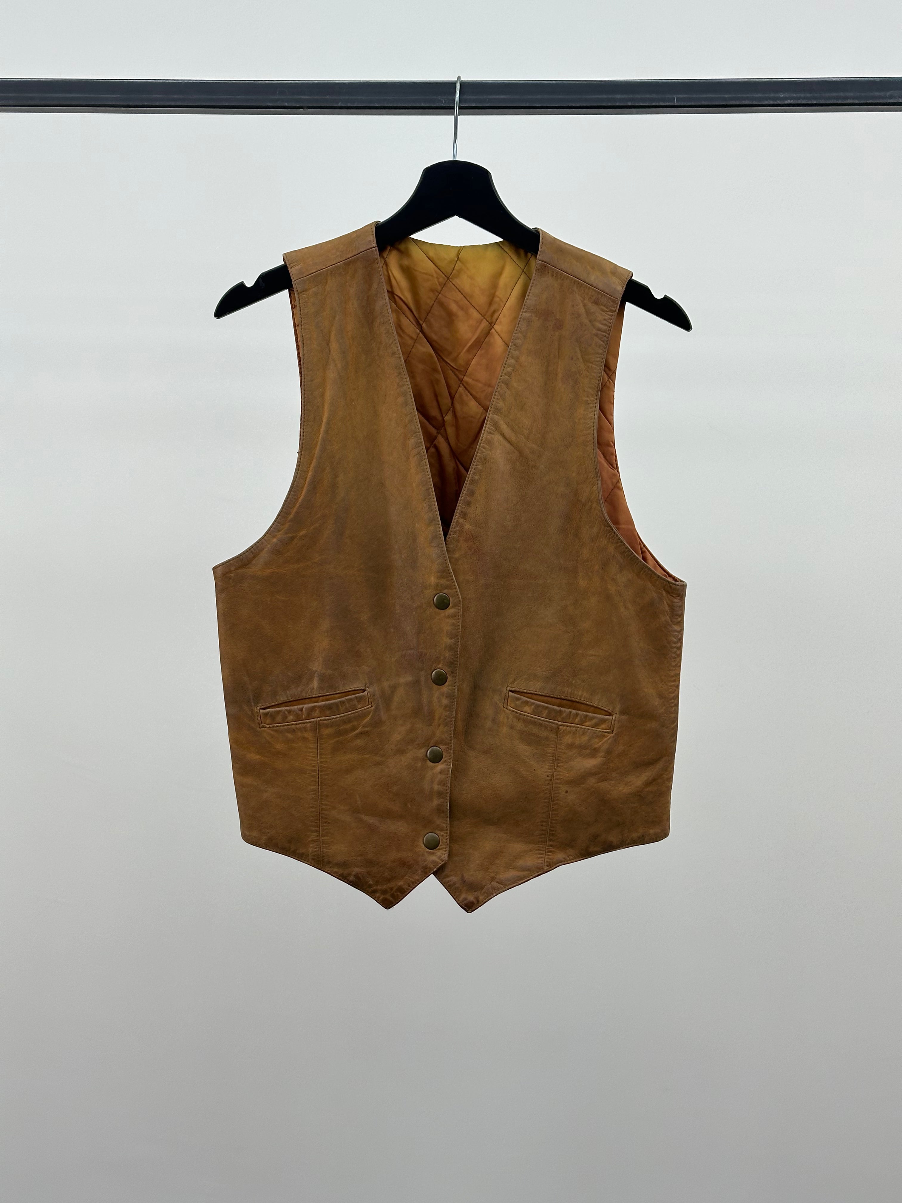 GENUINE LEATHER VEST SIZE: M
