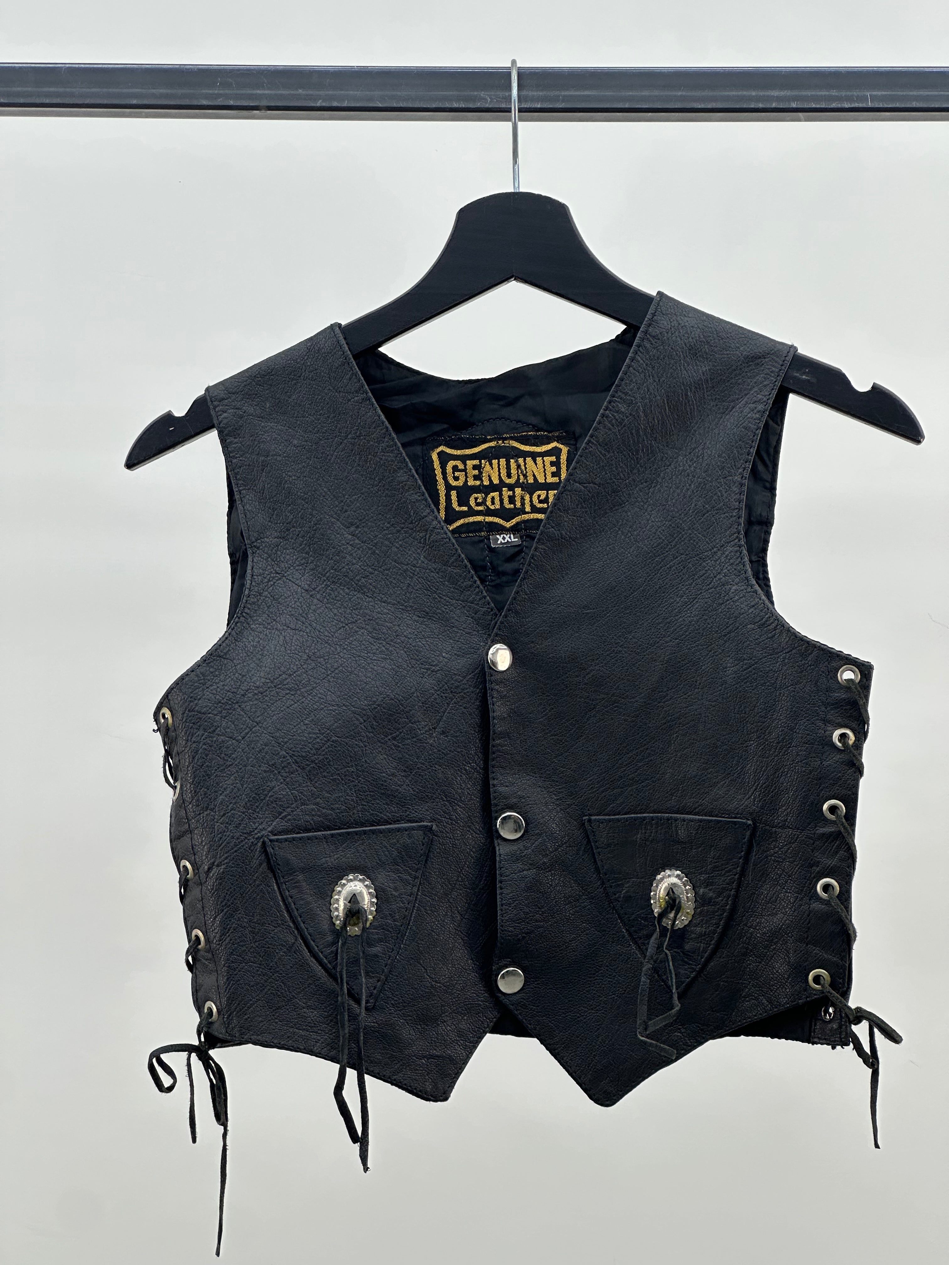 GENUINE LEATHER VEST SIZE: XXS