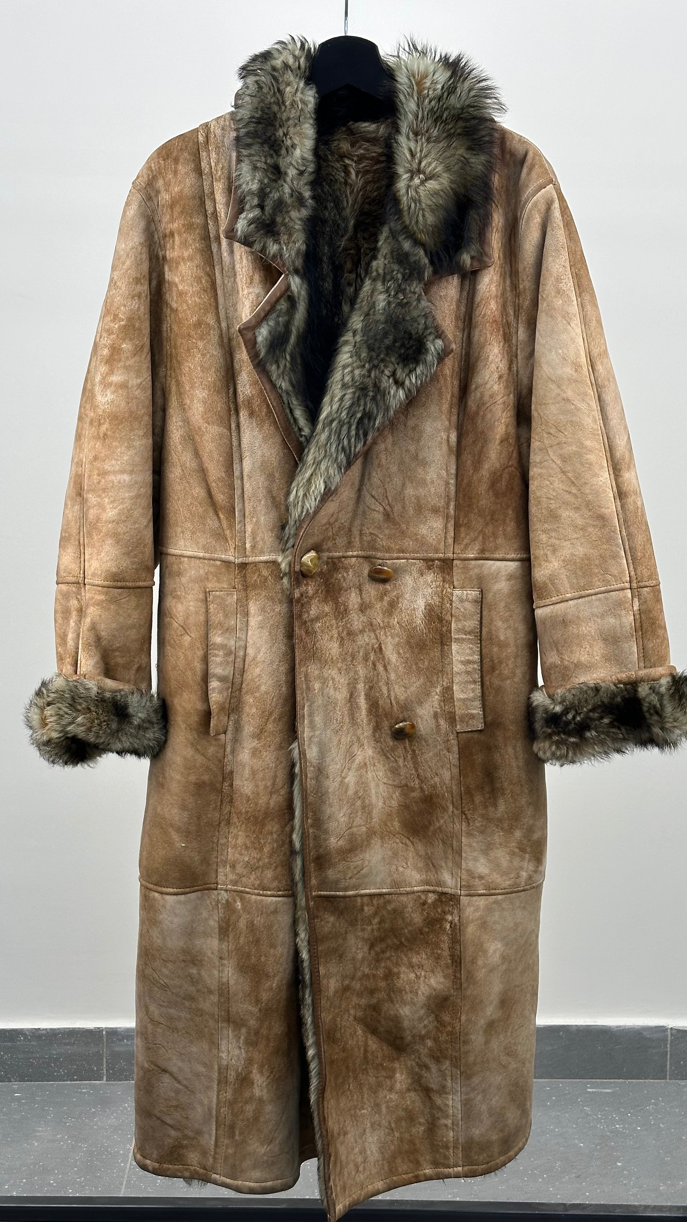 SHEARLING SHEEPSKIN
