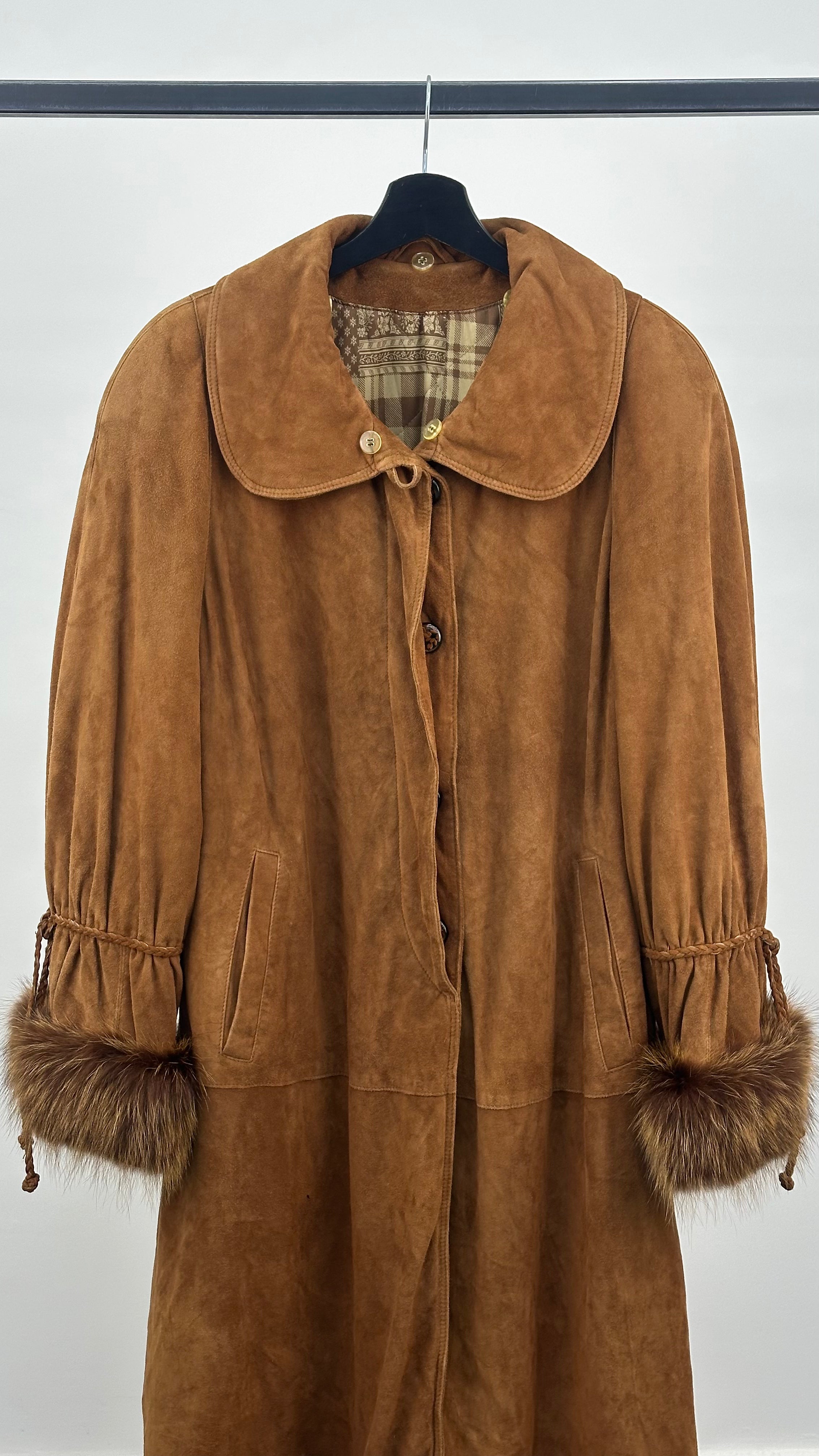 CAPPOTTO IN PELLE SCAMOSCIATO