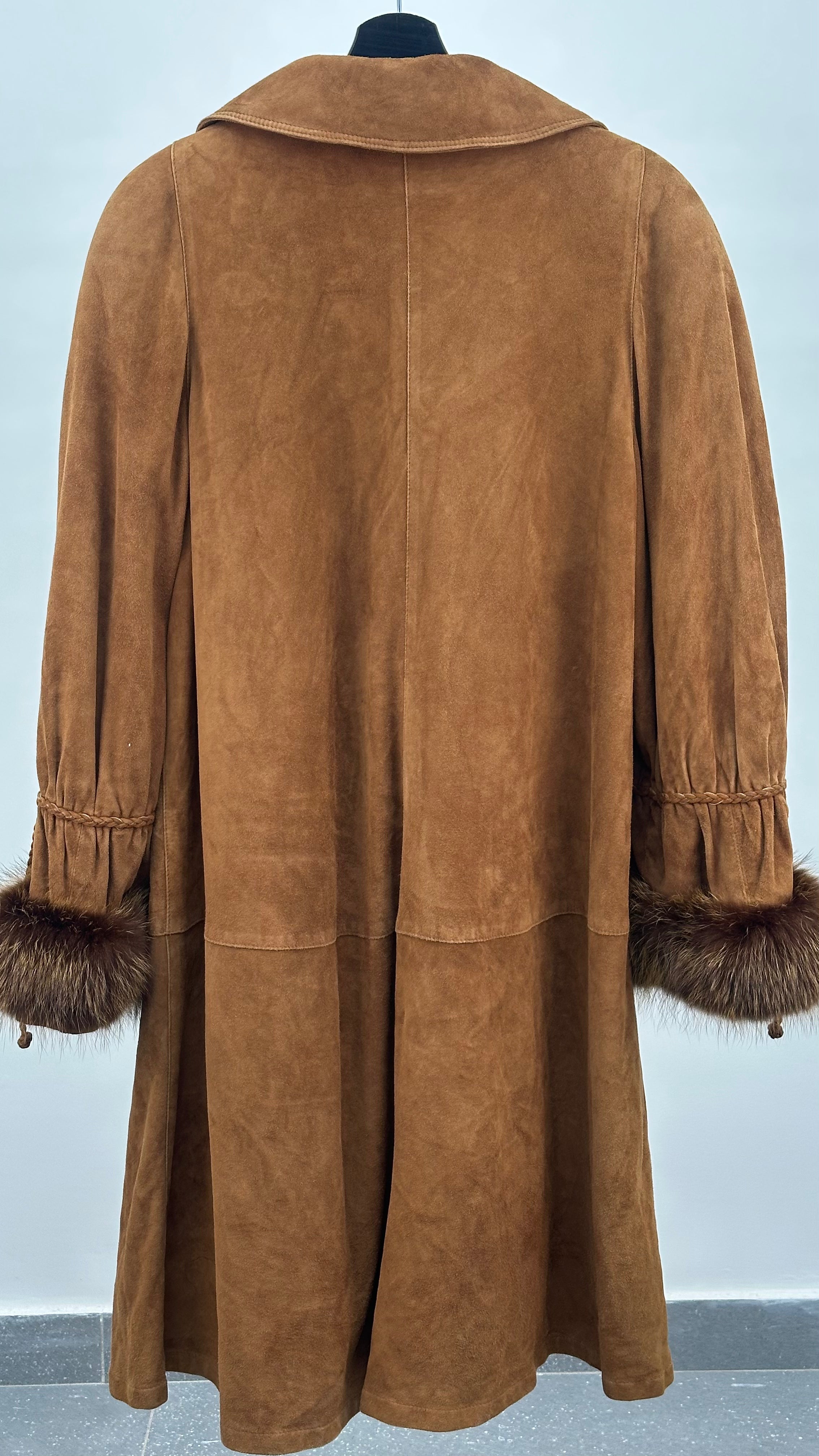 CAPPOTTO IN PELLE SCAMOSCIATO