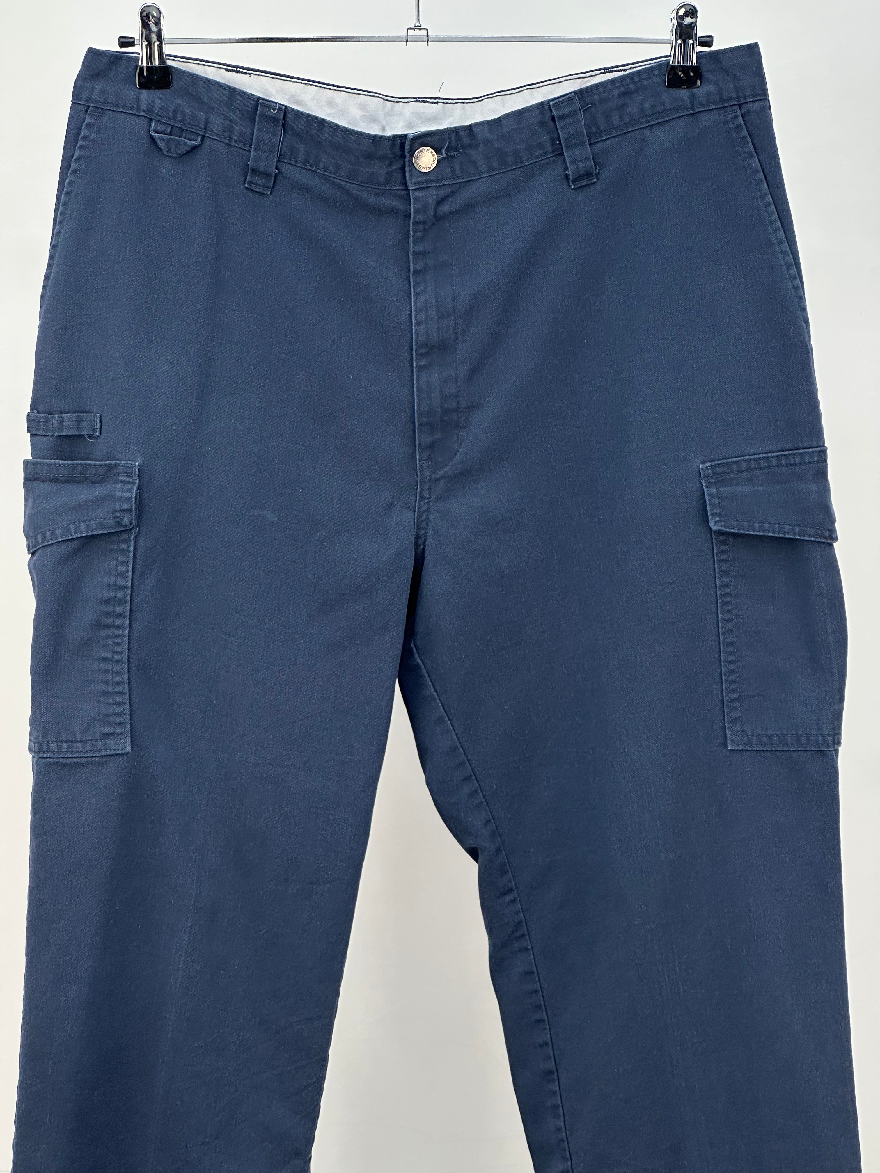 DICKIES CARGO TAGLIA : 52 ITA = W38 L32