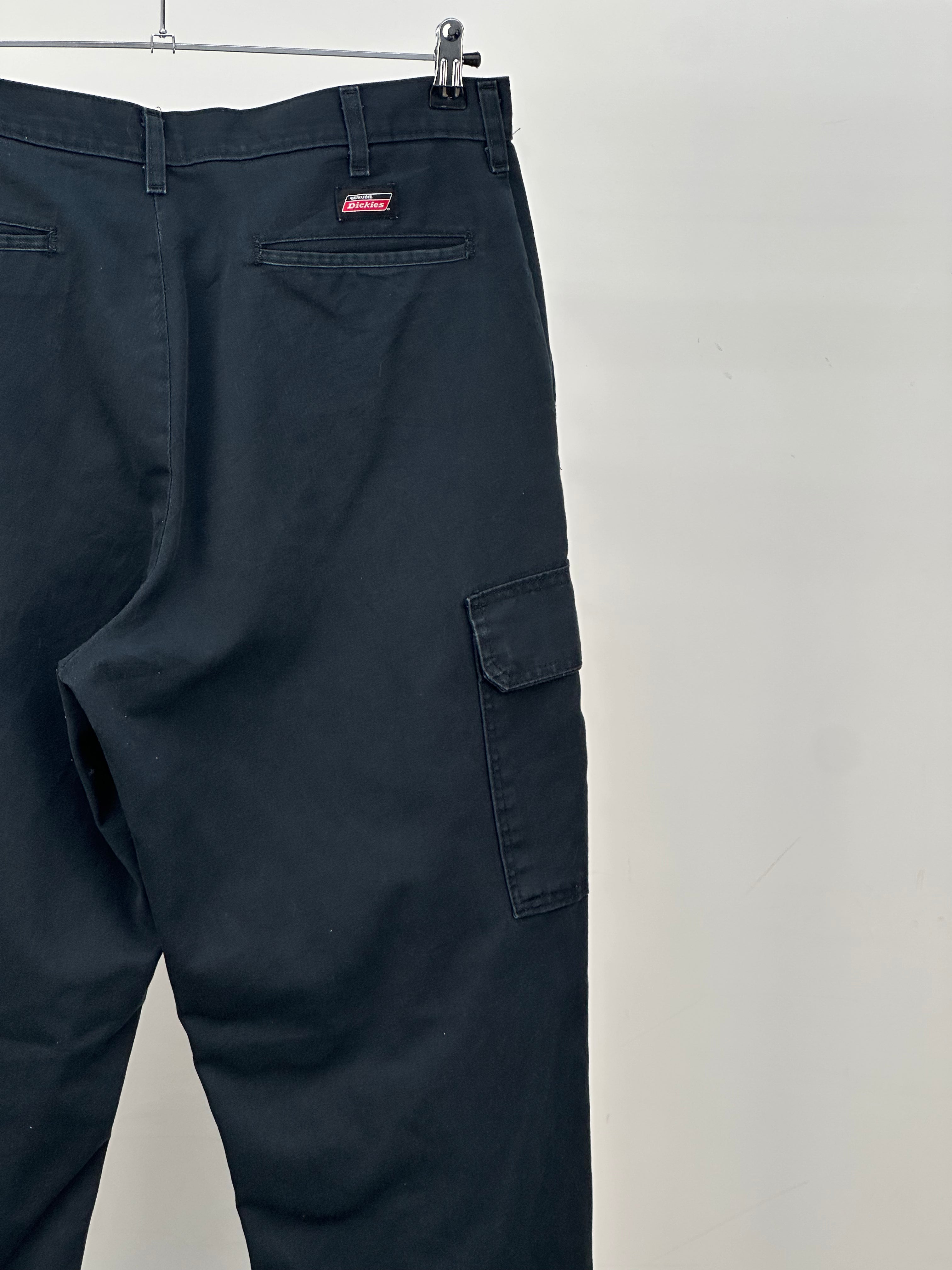 DICKIES CARGO TAGLIA : 52 ITA = W38 L32