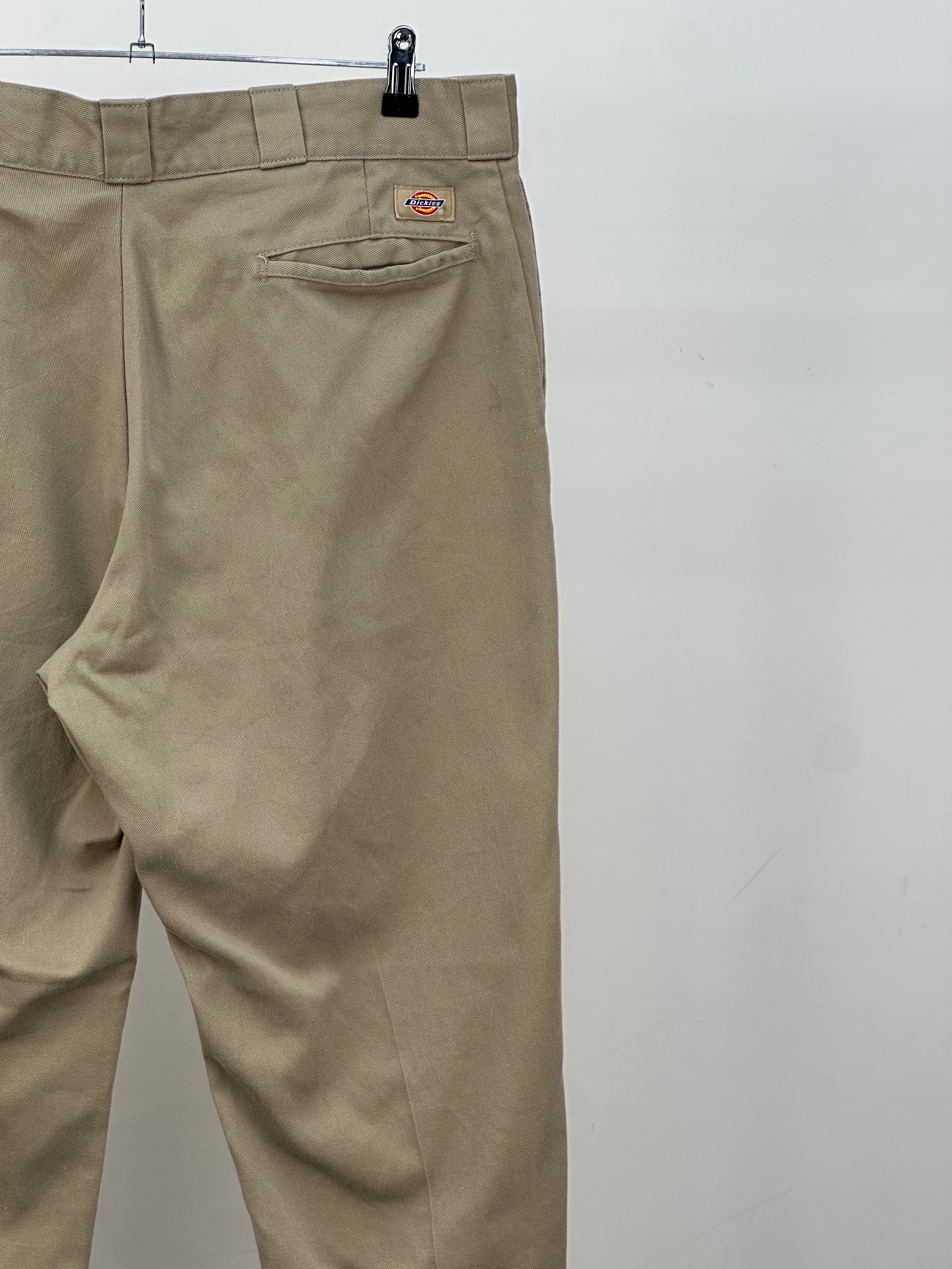 DICKIES 874 TAGLIA : 52 ITA = W38 L32