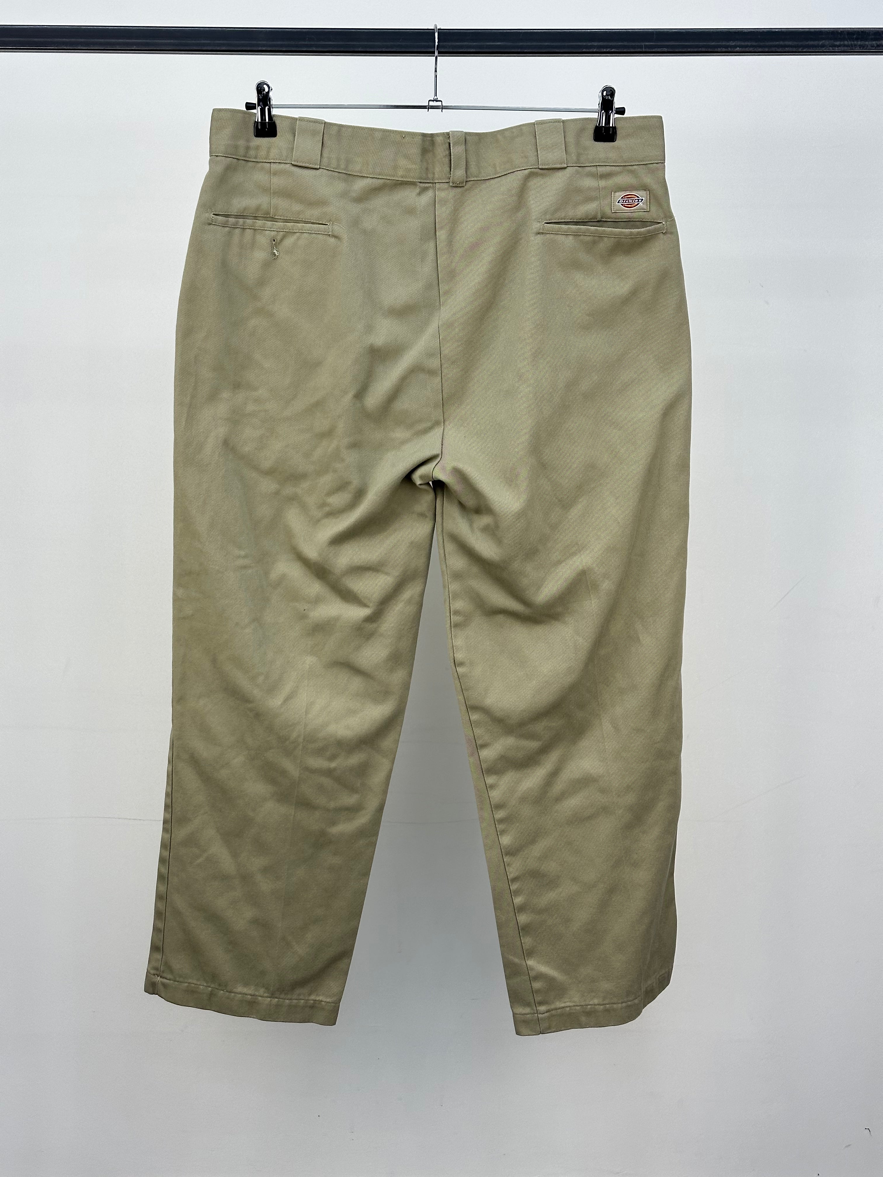 DICKIES 874 TAGLIA : 52 ITA = W38 L32