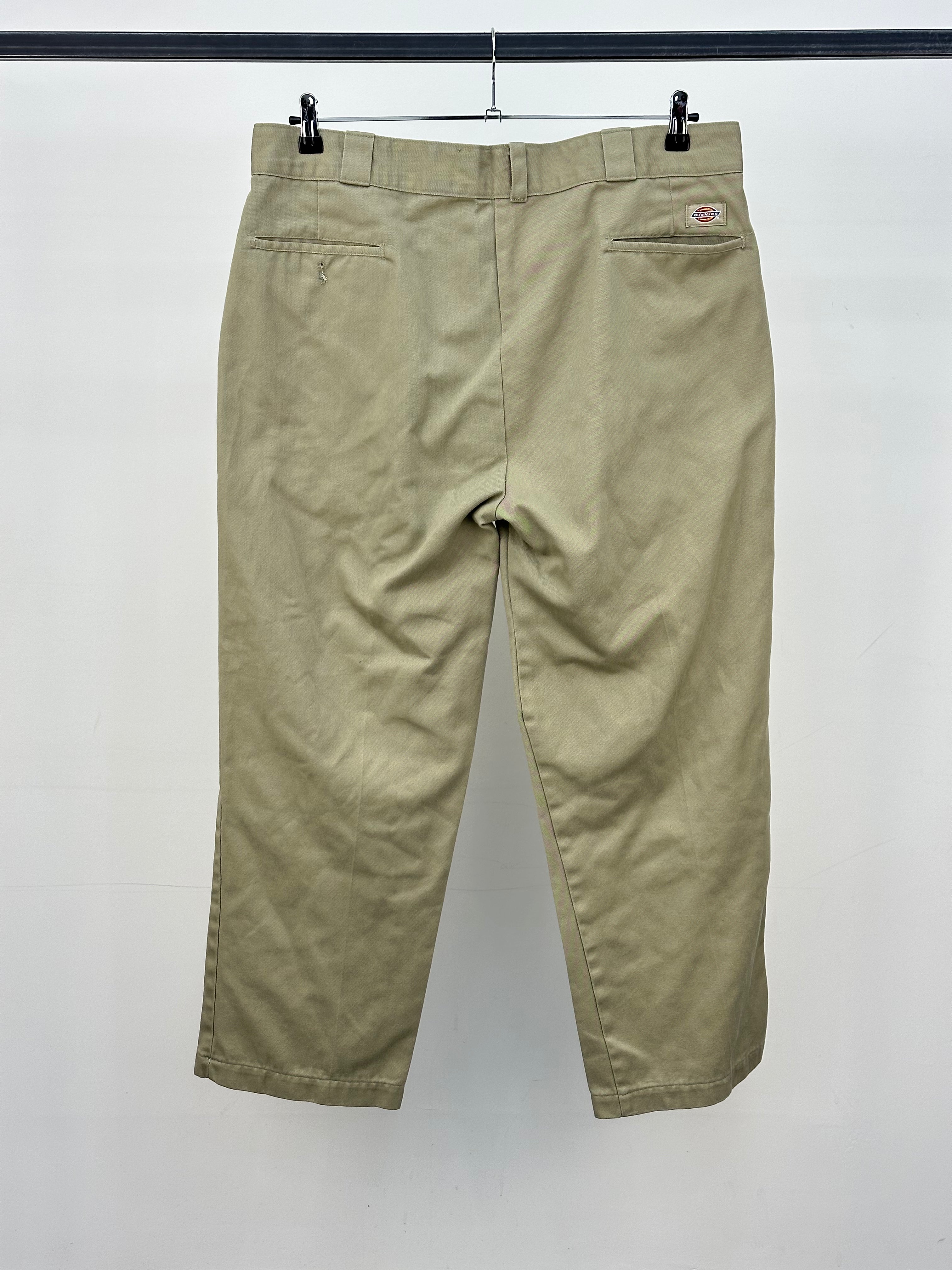 DICKIES 874 TAGLIA : 52 ITA = W38 L32
