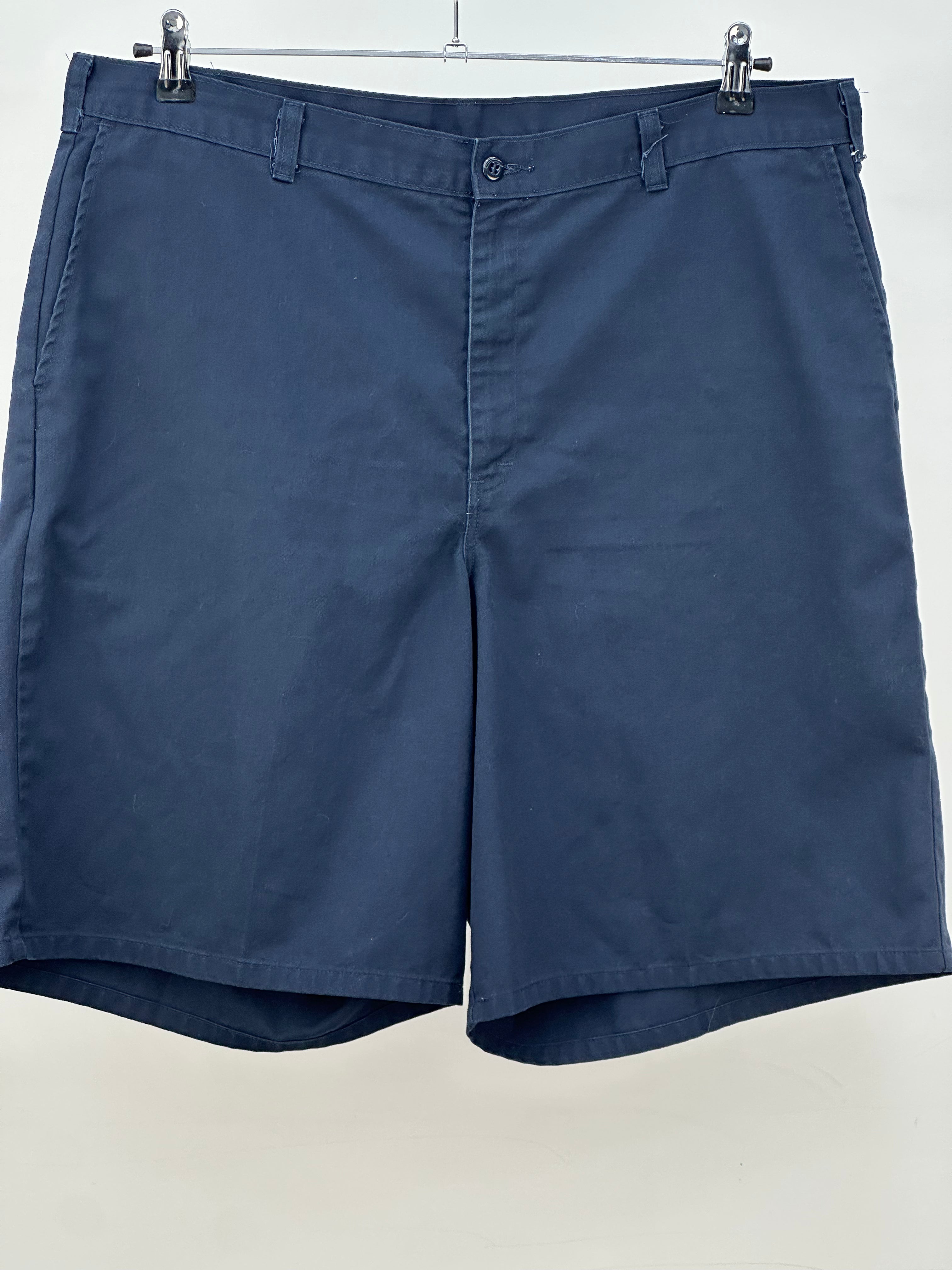 BERMUDA DICKIES TAGLIA : 54 ITA = W40