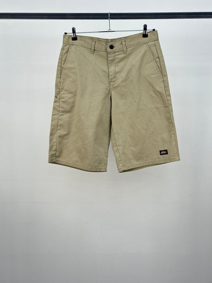 BERMUDA DICKIES TAGLIA : 46 ITA = W32