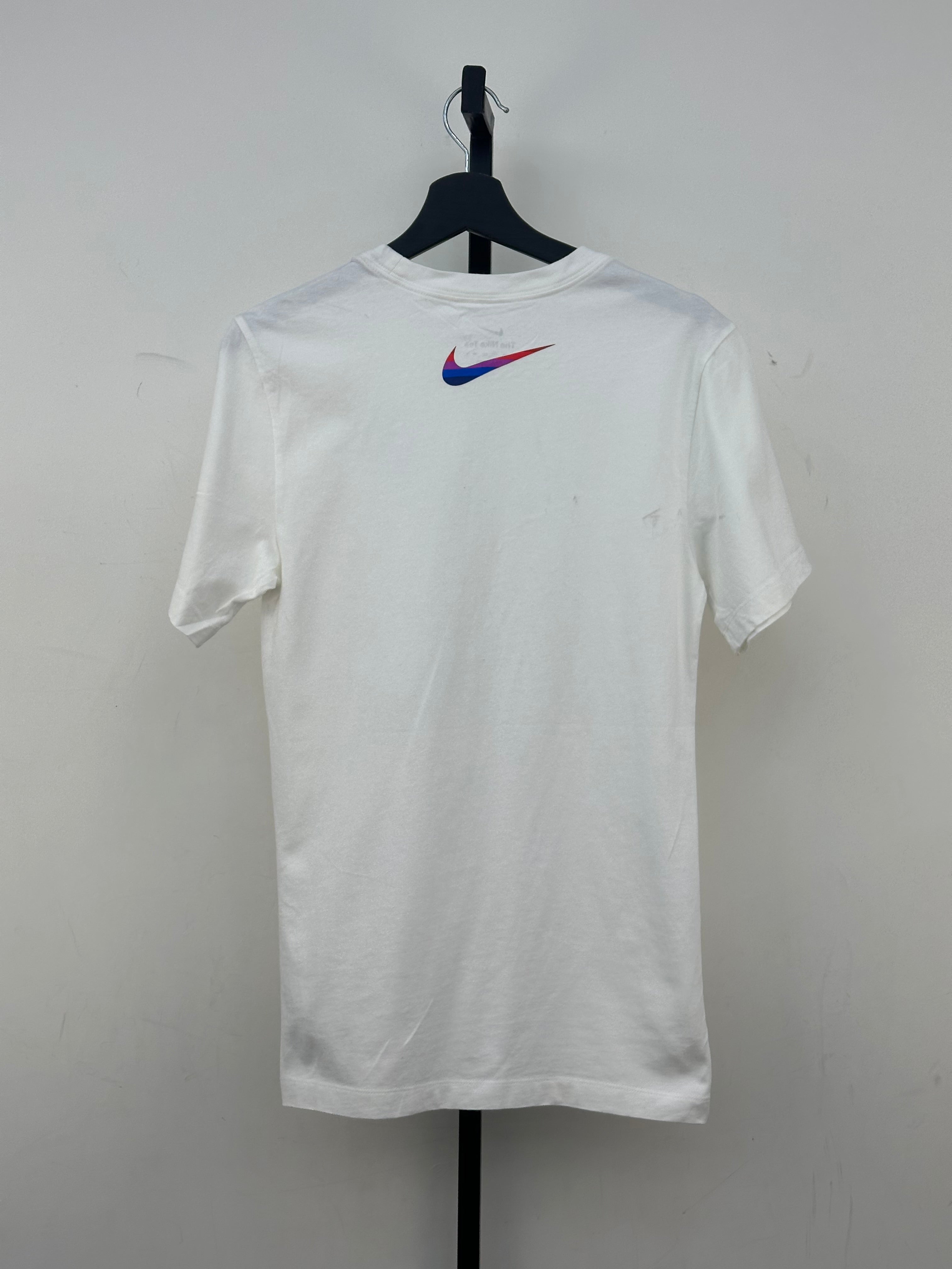 T-SHIRT NIKE TAGLIA: XS