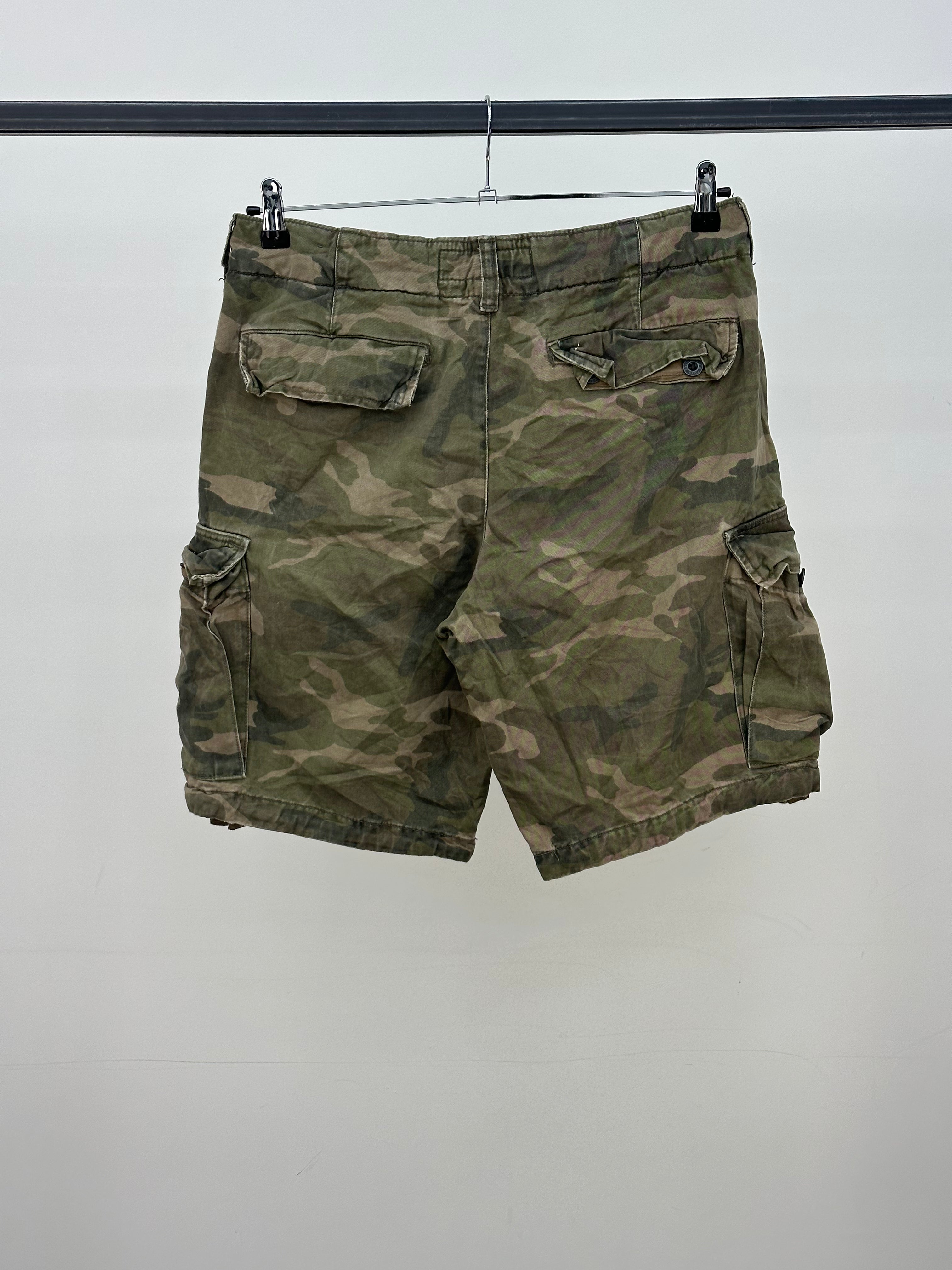 ARMY CARGO SHORTS TAGLIA : 46 ITA = W32