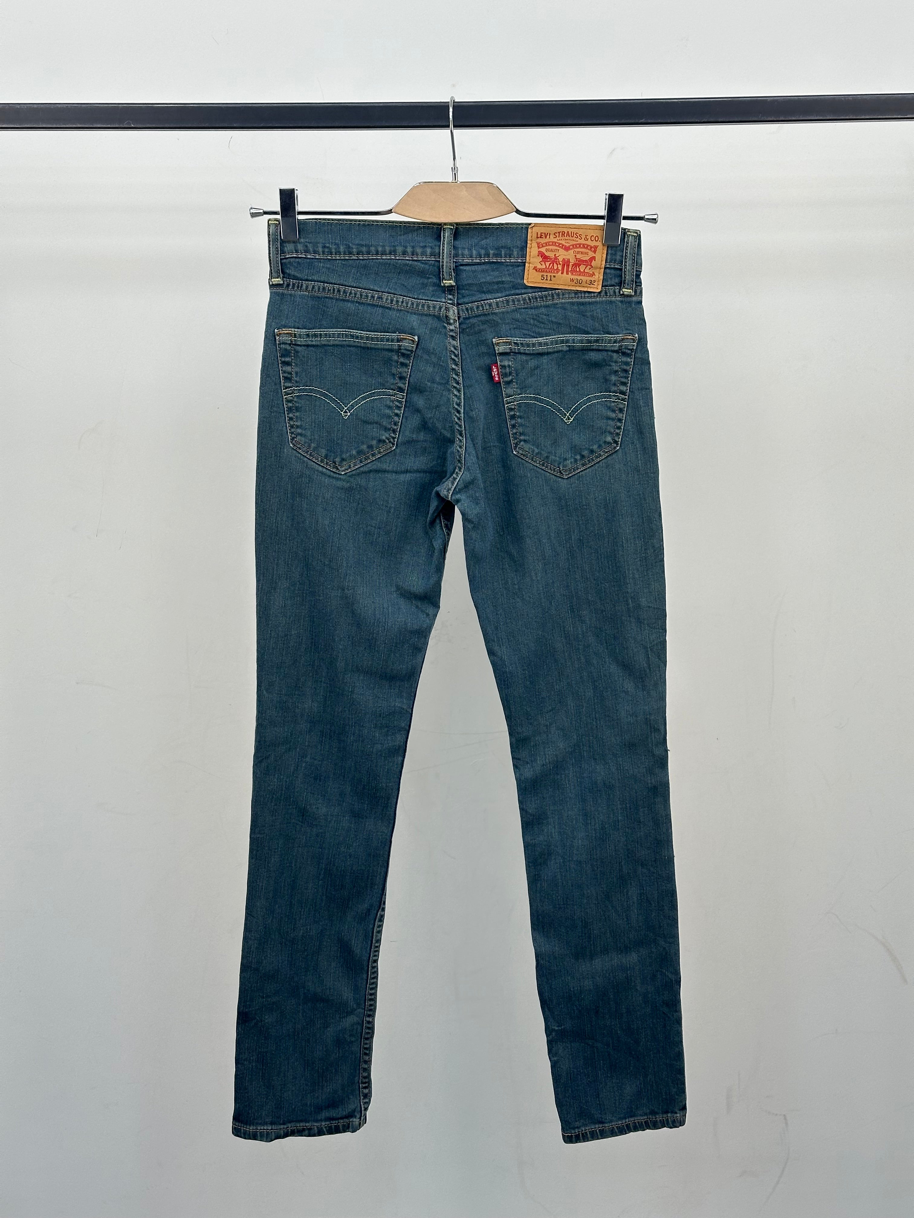 LEVI'S 511 SLIM FIT TAGLIA: 44 ITA = W30 L32