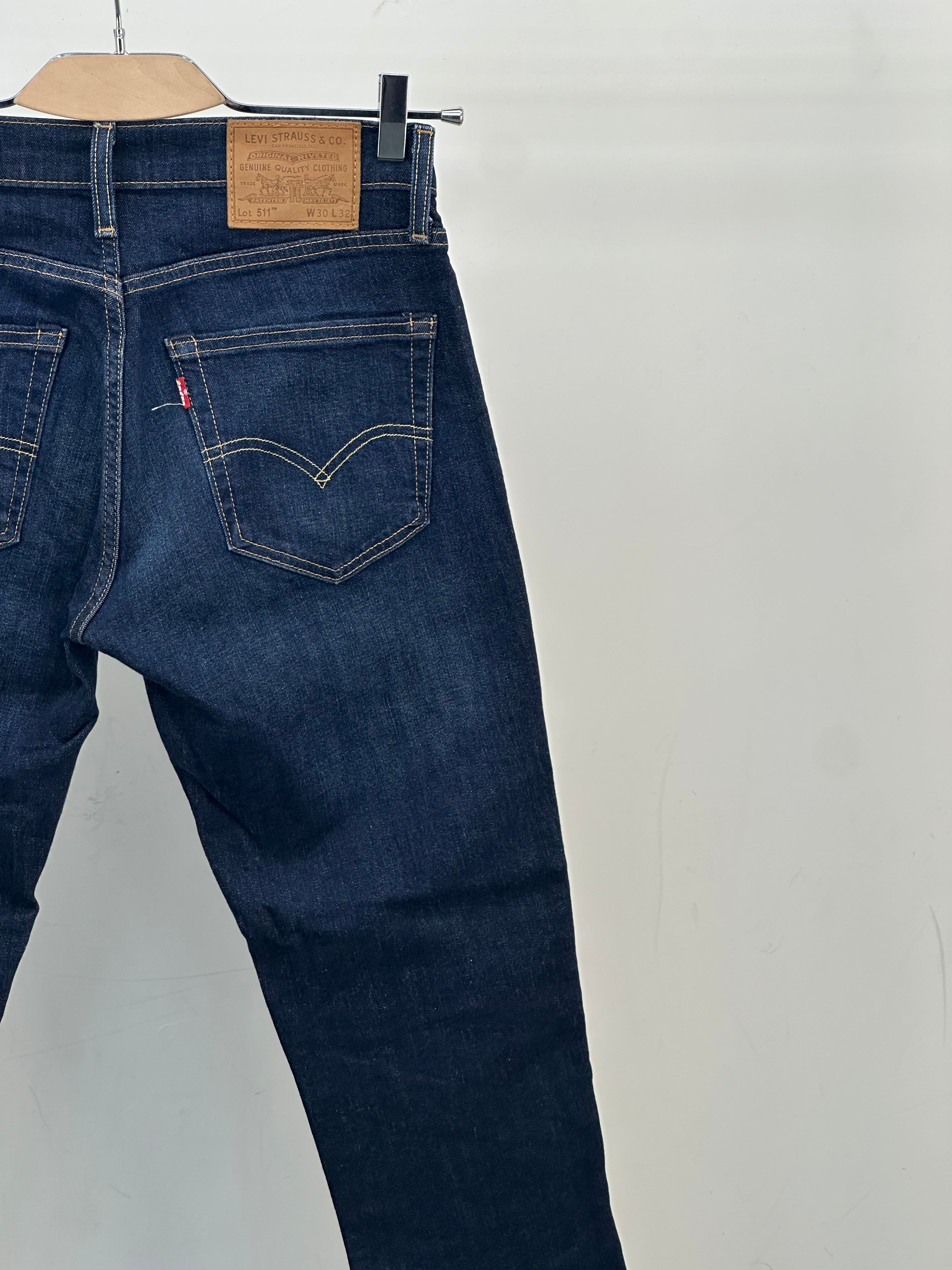 LEVI'S 511 SLIM FIT TAGLIA: 44 ITA = W30 L32