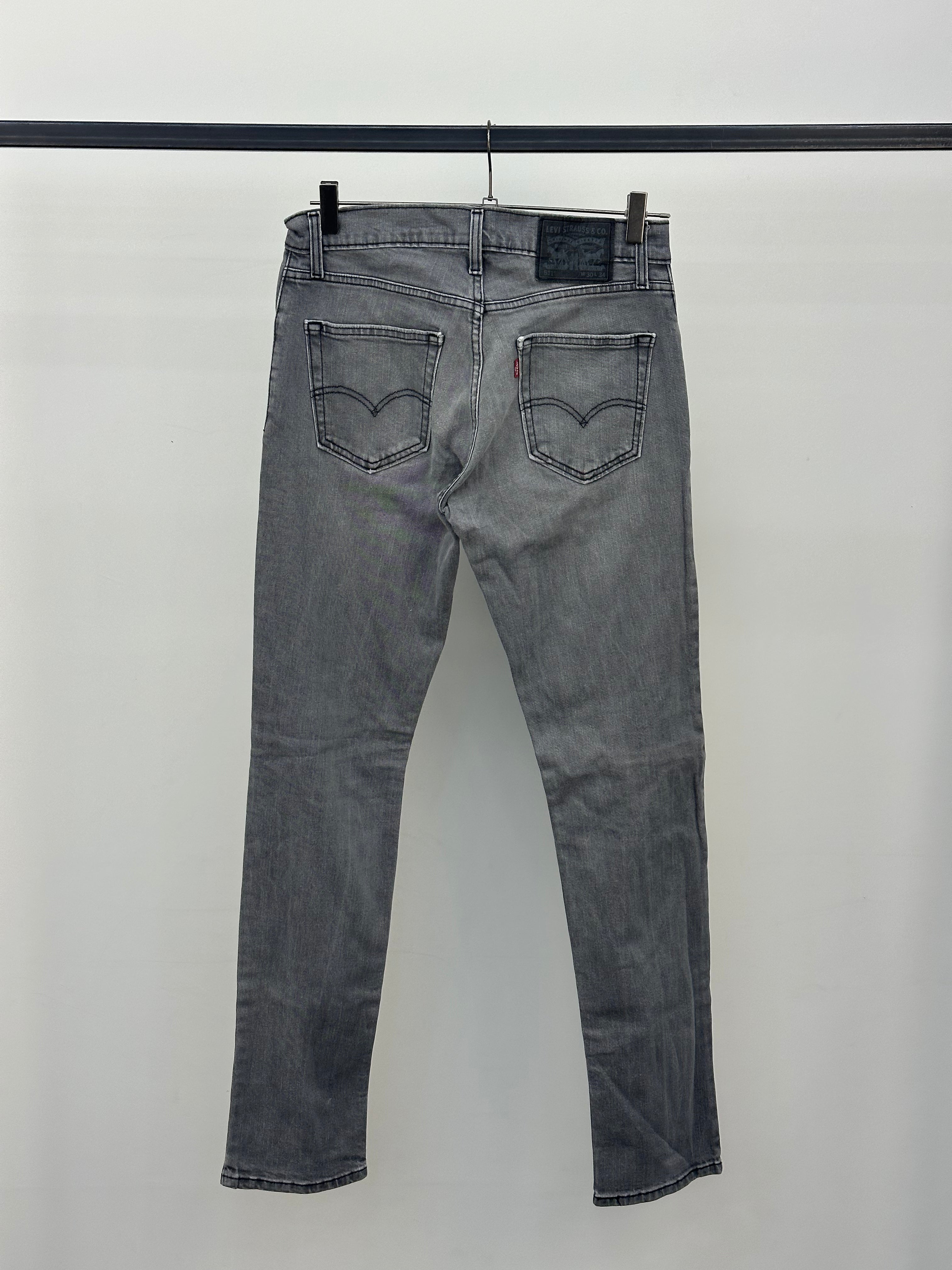 LEVI'S 511 SLIM FIT TAGLIA: 44 ITA = W30 L34 (Copia)