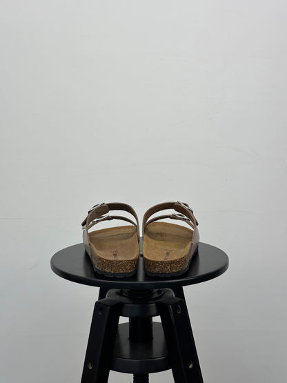 SANDALO IN PELLE