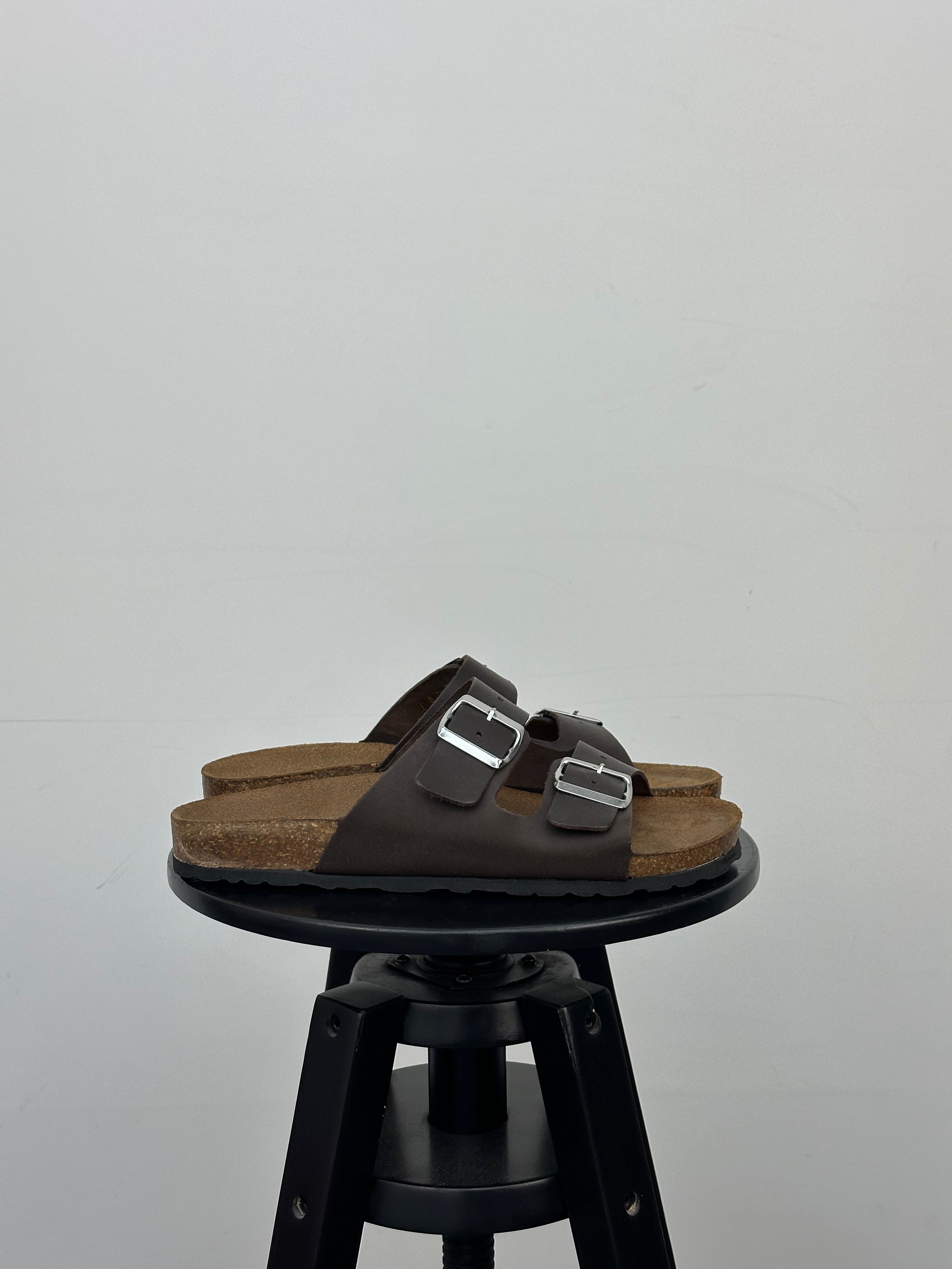 SANDALO IN PELLE