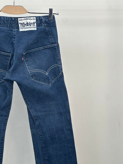 LEVI'S STANDARD FIT TAGLIA: 40 ITA = W26 L30