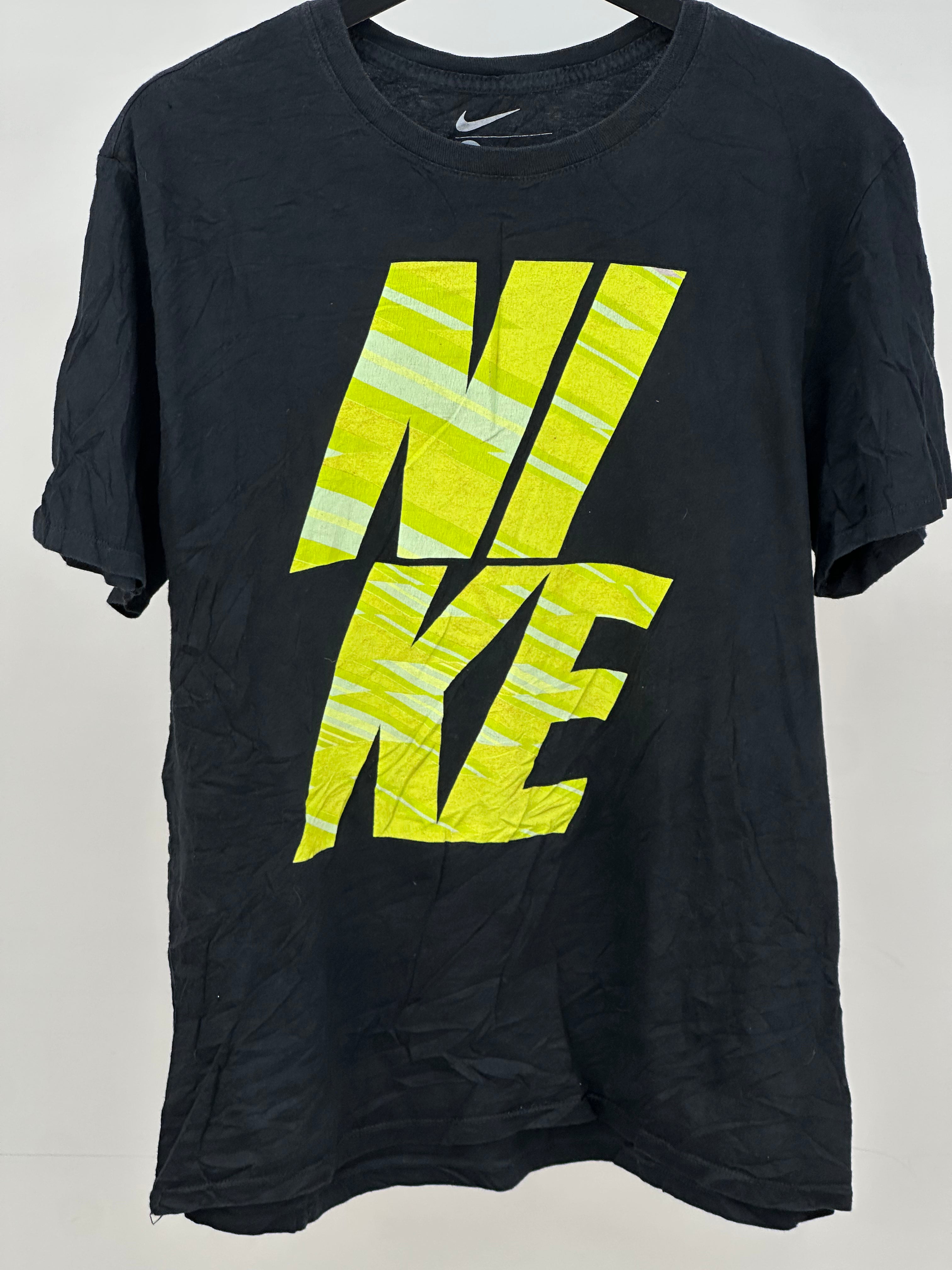 T-SHIRT NIKE TAGLIA : L