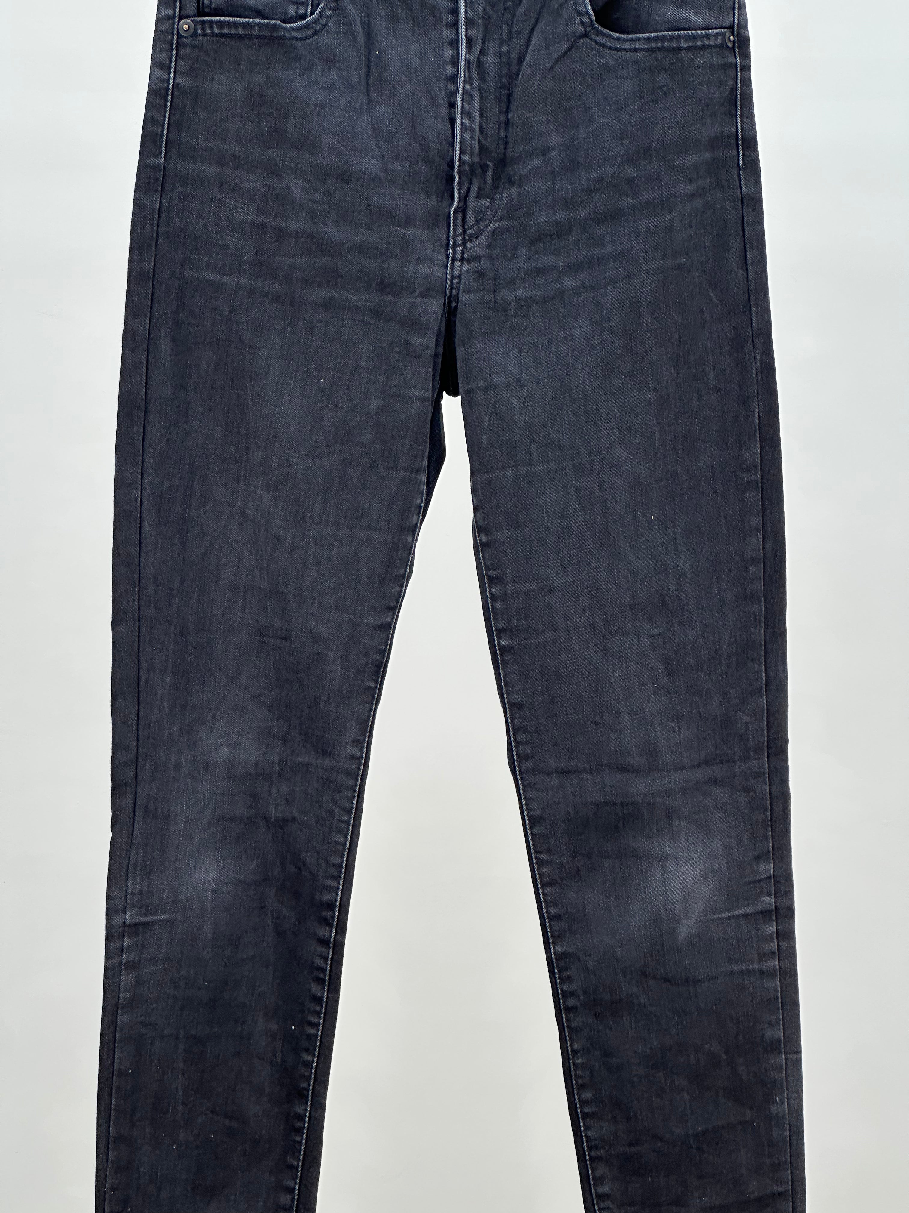 LEVI'S SKINNY W28 L32
