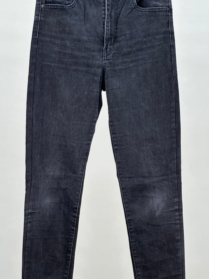 LEVI'S SKINNY W28 L32